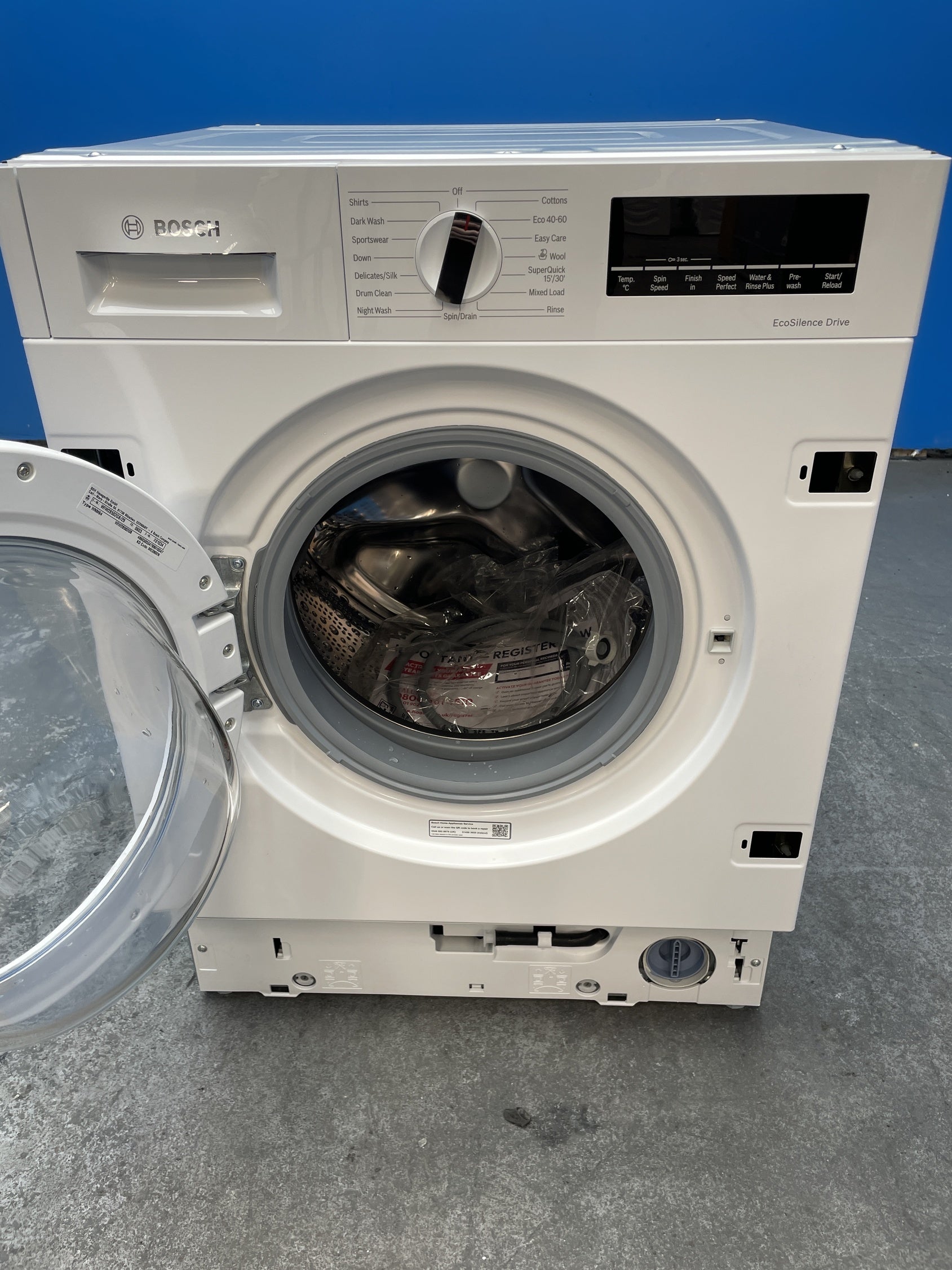 #GRC-157-819 - Bosch Series 8 WIW28502GB Integrated 8kg 1400rpm Washing Machine