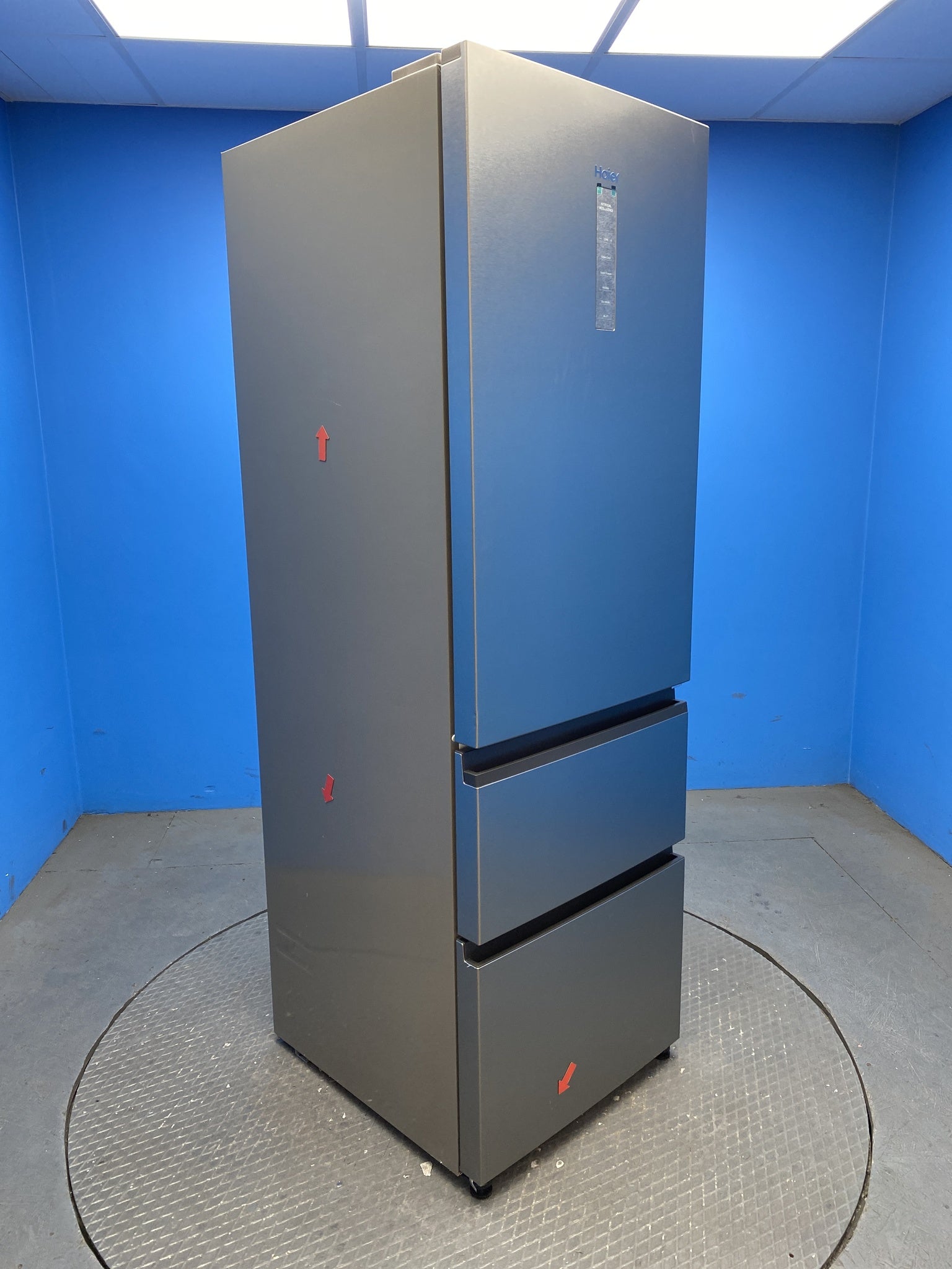 Haier HTW5618ENMG Series 5 360 Litre Combi Fridge Freezer