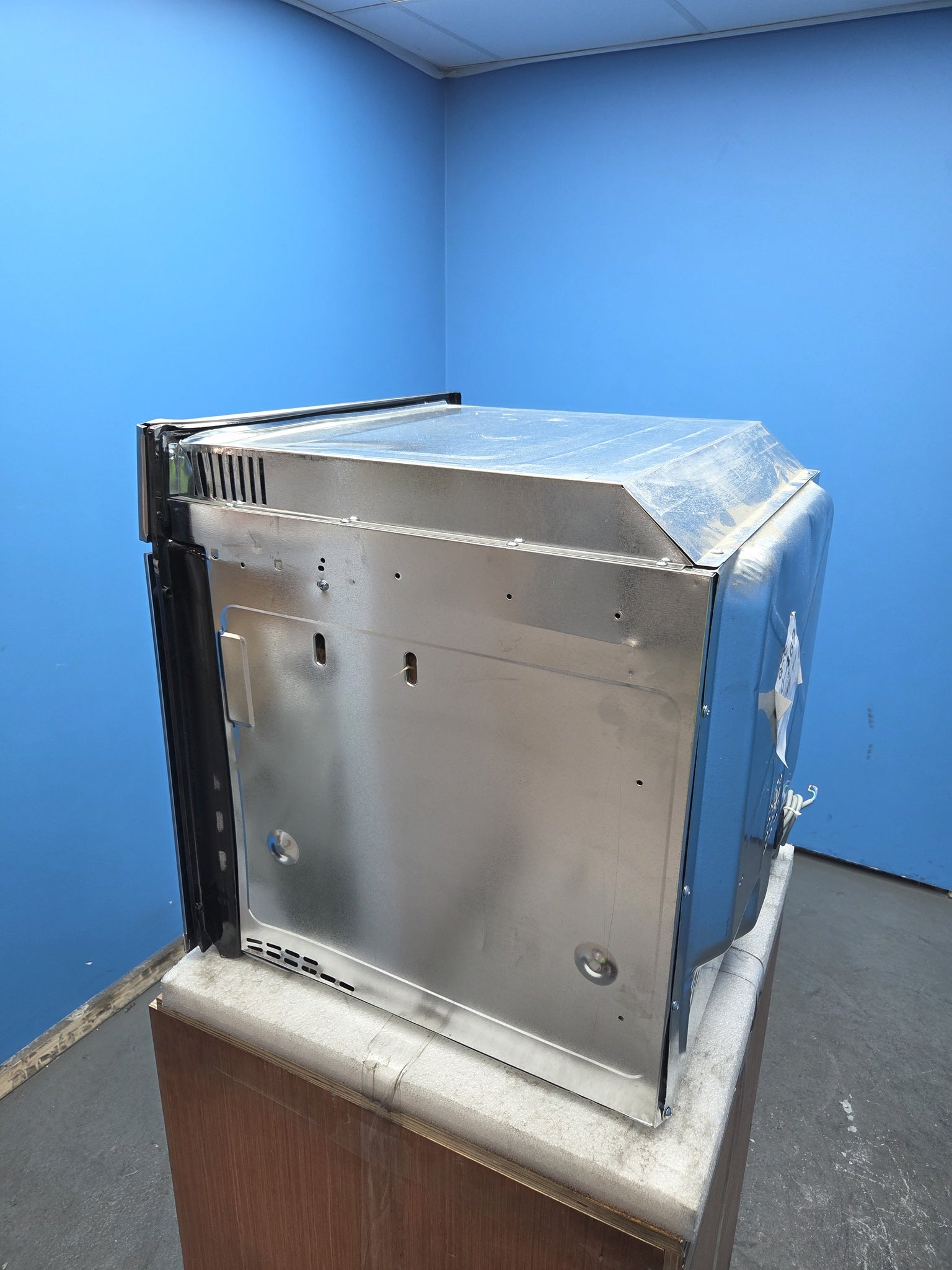 Candy FCT615X Built-in 68 Litre Moderna Single Oven