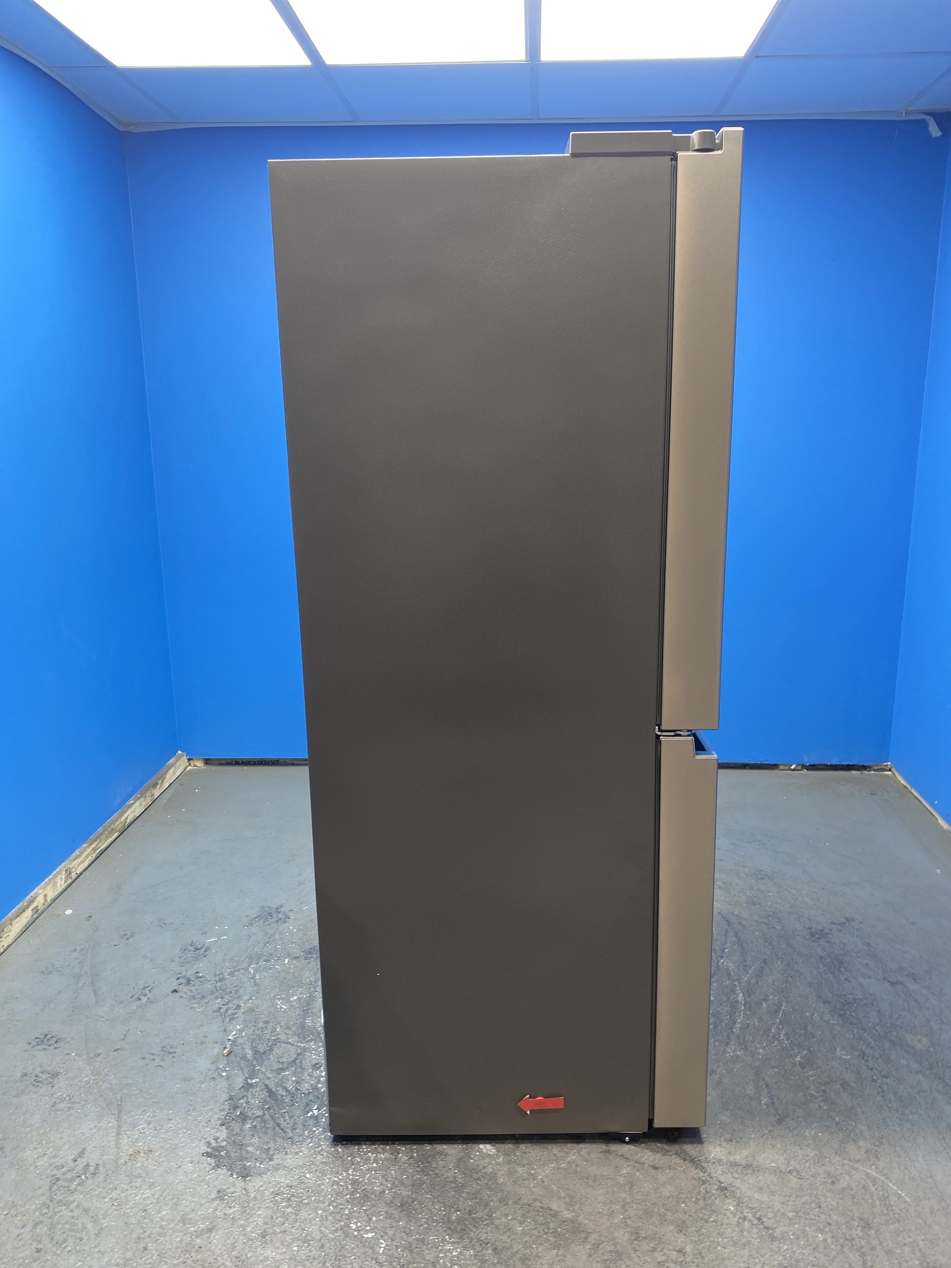 Hisense RQ760N4SASE 4-Door 584L American Fridge Freezer