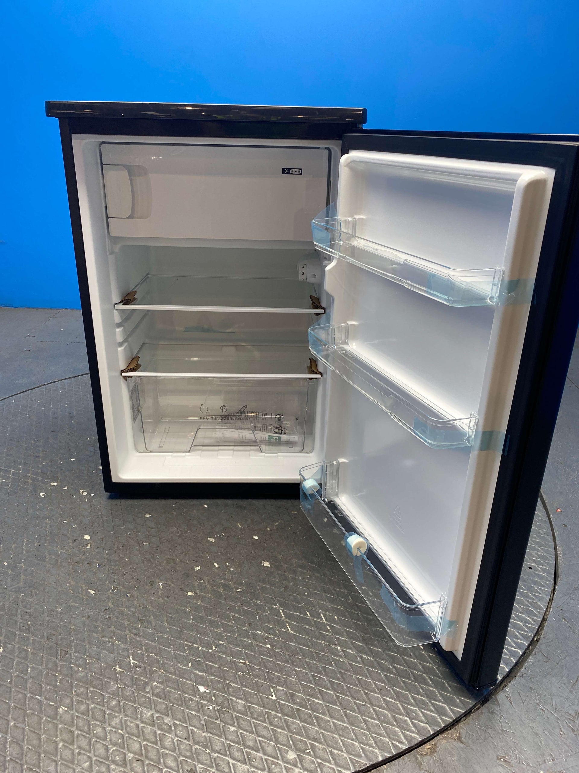 Statesman R155B 55cm 113 Litre Under Counter Fridge