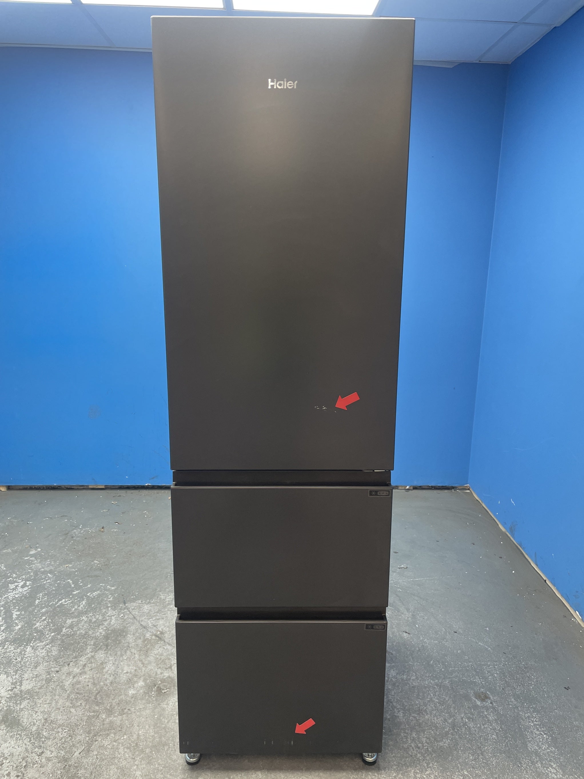 #GRC-159-355 - Haier HTR3518ENMTK 3D 55 Series 3 Total No Frost Fridge Freezer