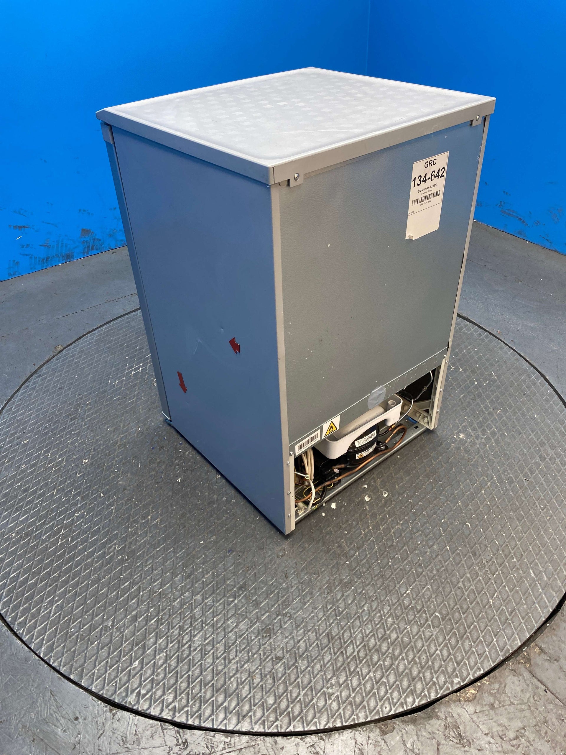 Statesman L255S 113 Litre 55cm Under Counter Fridge