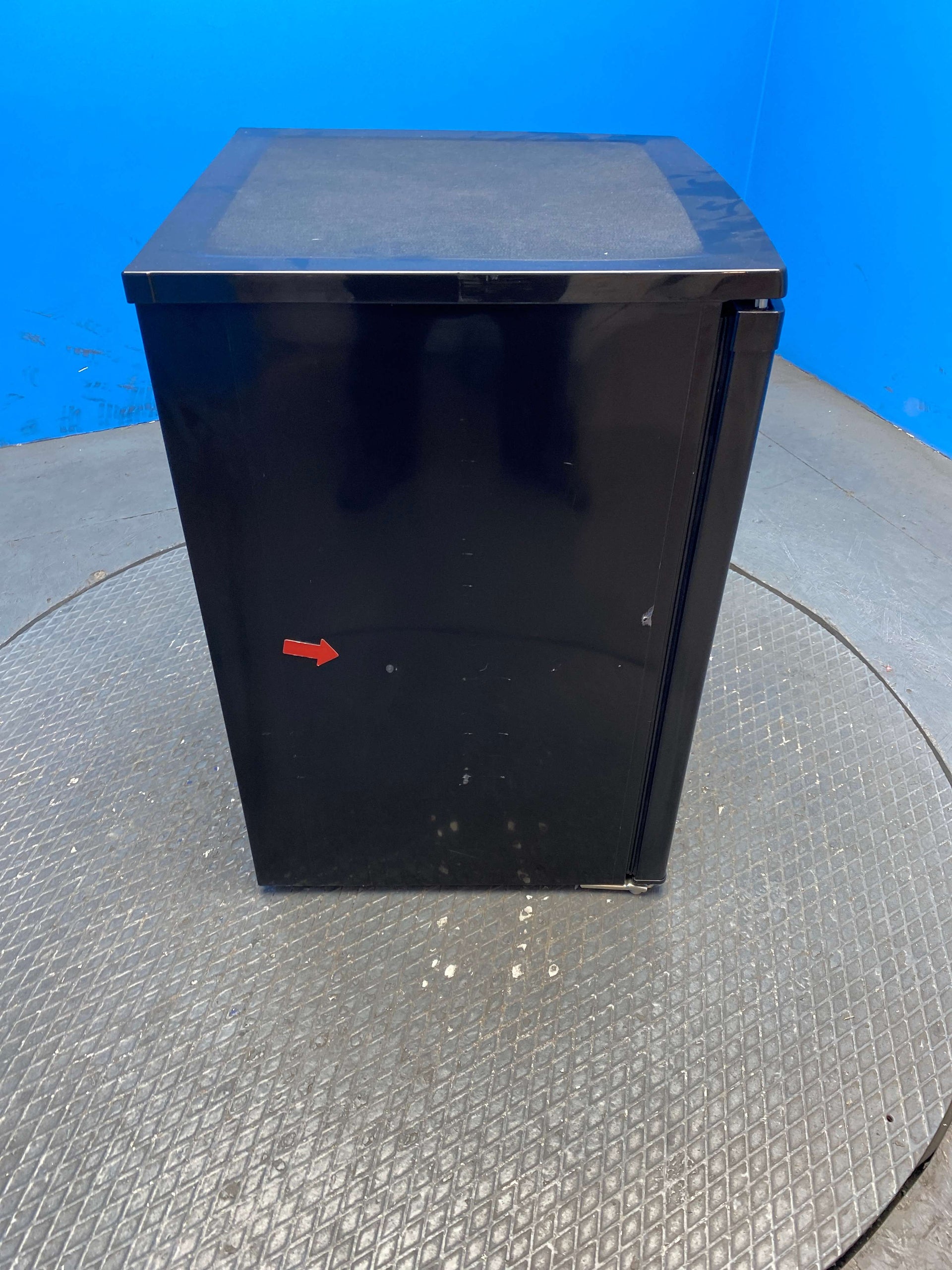 Igenix IG155B 109 Litre Under Counter Fridge with Ice Box