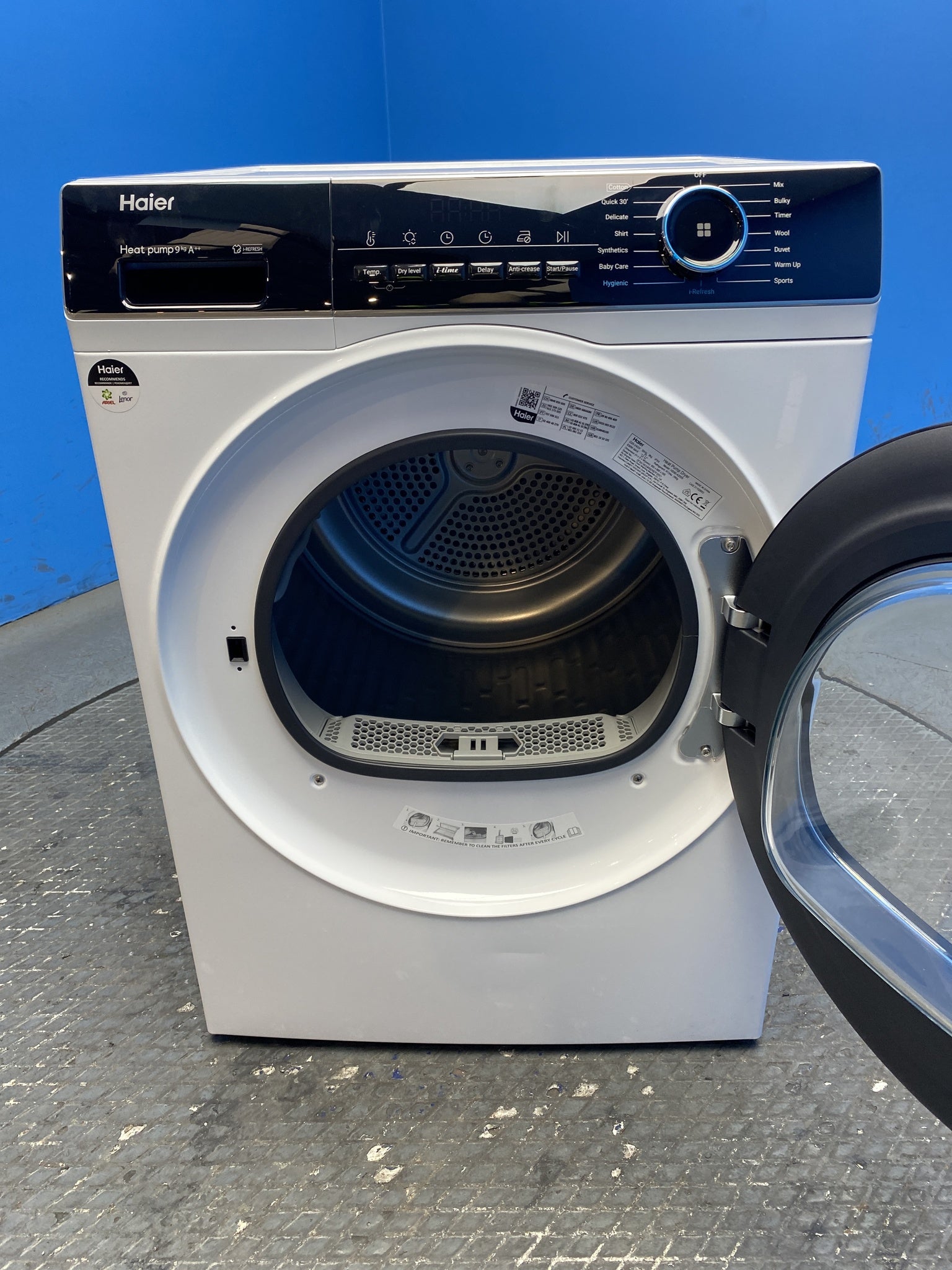 Haier HD90-A2939 Series 3 9kg Heat Pump Tumble Dryer