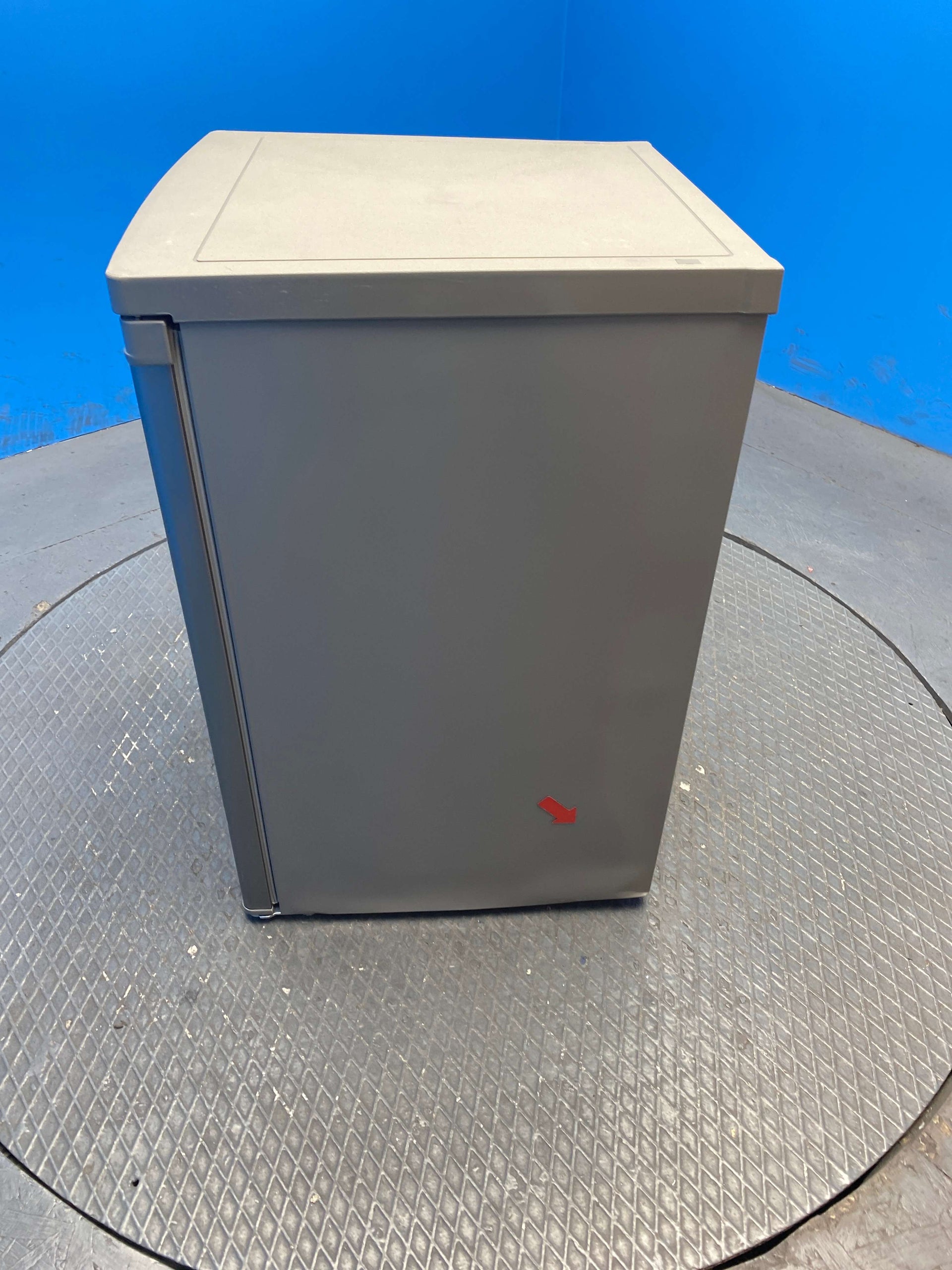 Igenix IG355X 91 Litre Under Counter Freezer