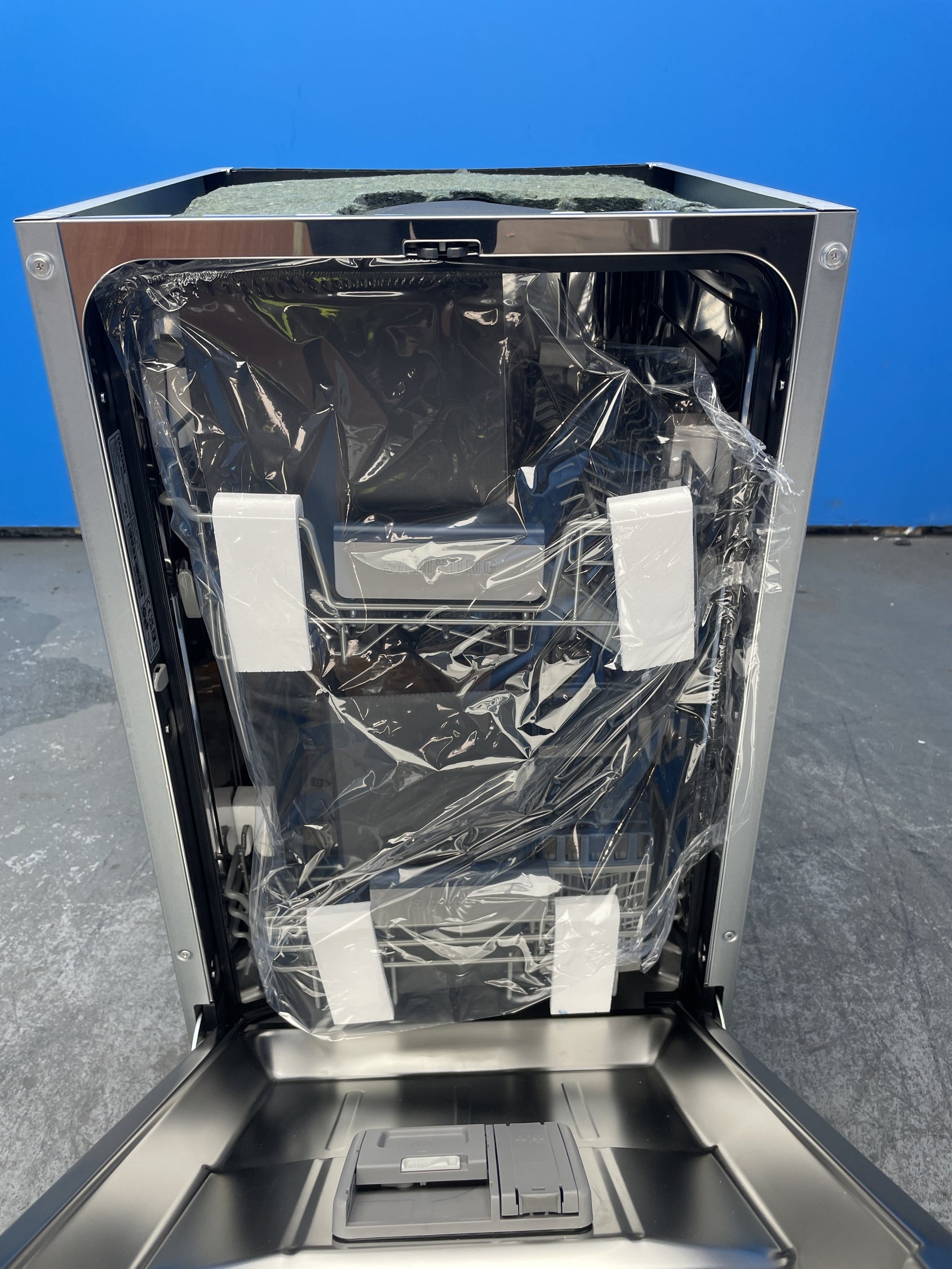 #GRC-157-448 - Samsung Series 5 DW50DG430B00EU Slimline 9 Place Integrated Dishwasher