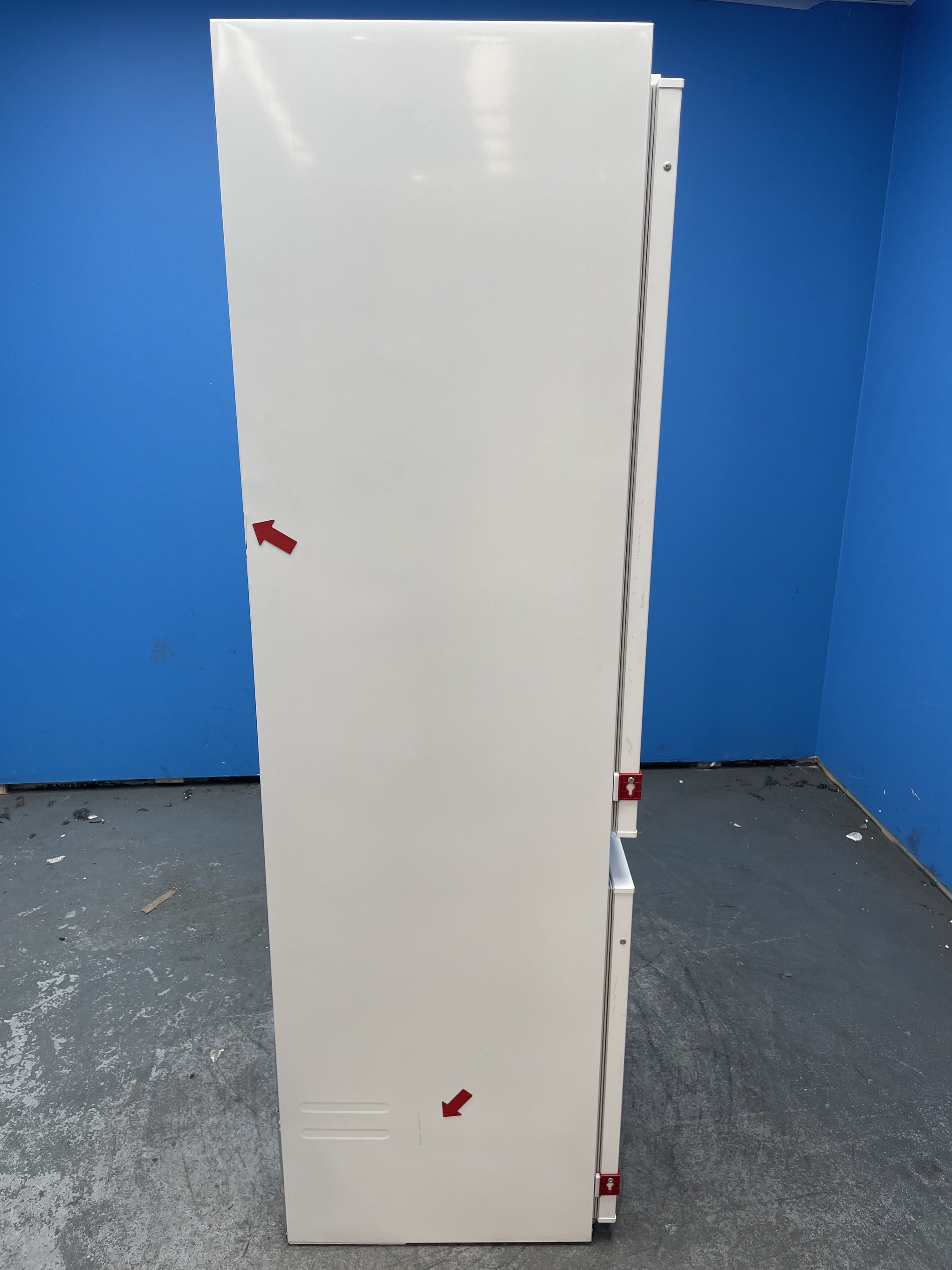 #GRC-158-490 - Haier HBQW5518DK-1 248L Smart Integrated 70/30 Fridge Freezer