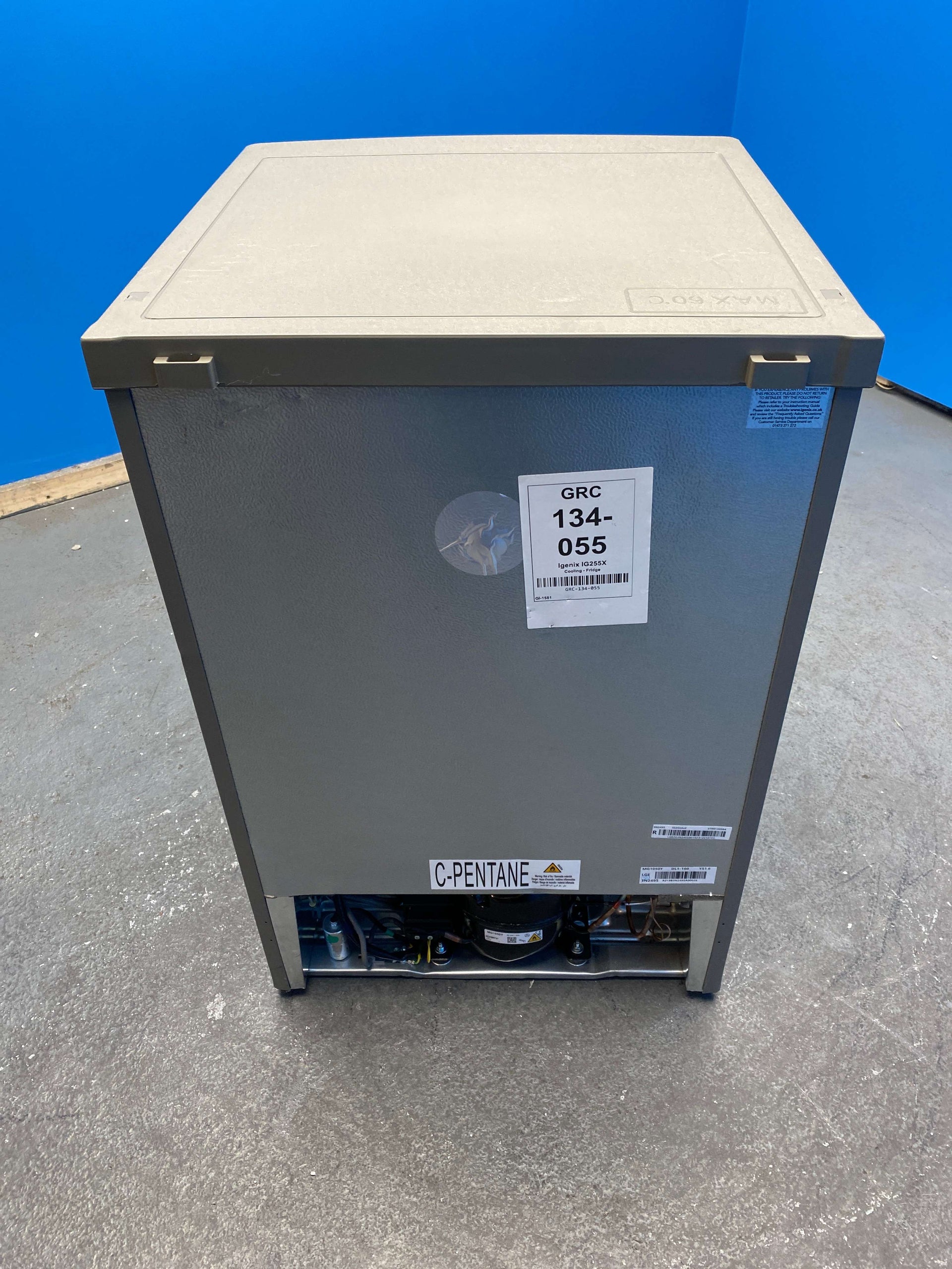 Igenix IG255X 136 Litre Undercounter Fridge