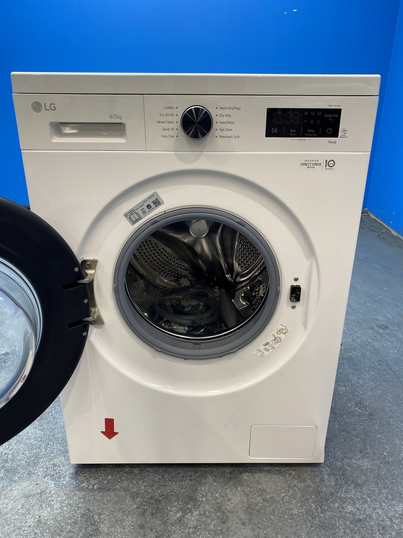 #GRC-150-660 - LG W4X1085NWK Series X10 8/5kg 1400rpm  Direct Drive Washer Dryer