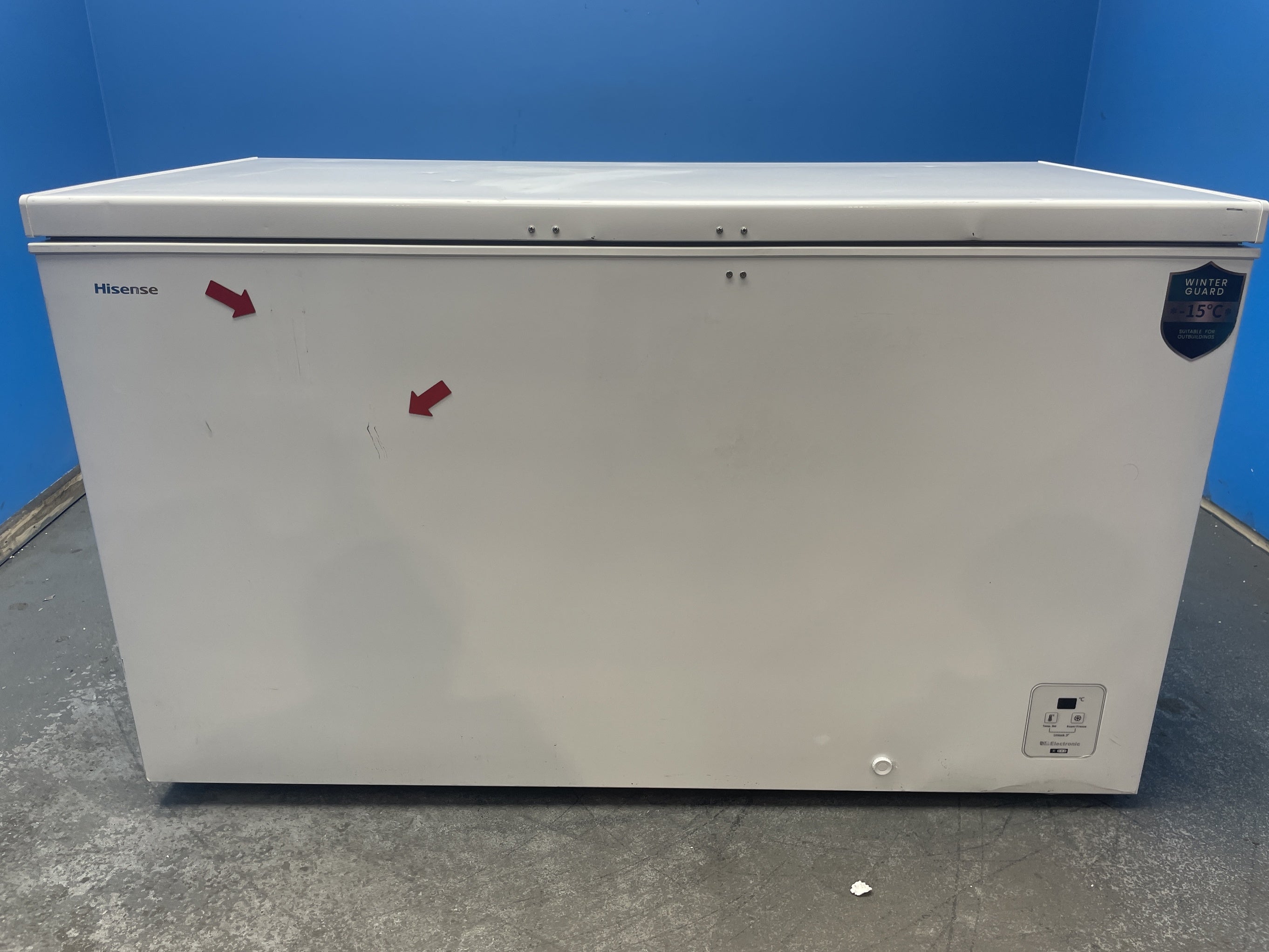 #GRC-161-881 - Hisense FC571D4AWLYE 372L Winter Guard Chest Freezer