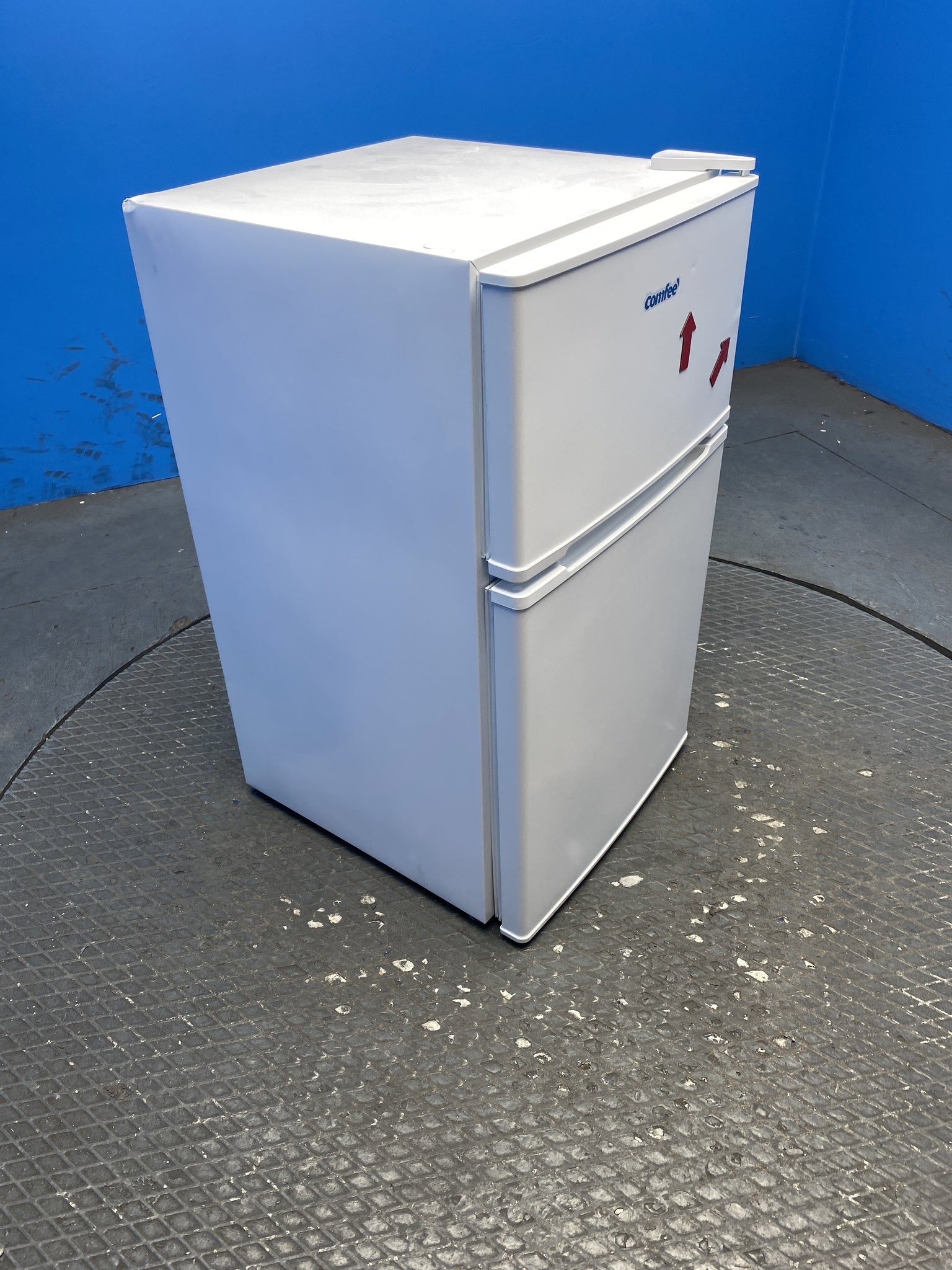 COMFEE’ RCT87WH2(E) 87L Under Counter Fridge Freezer