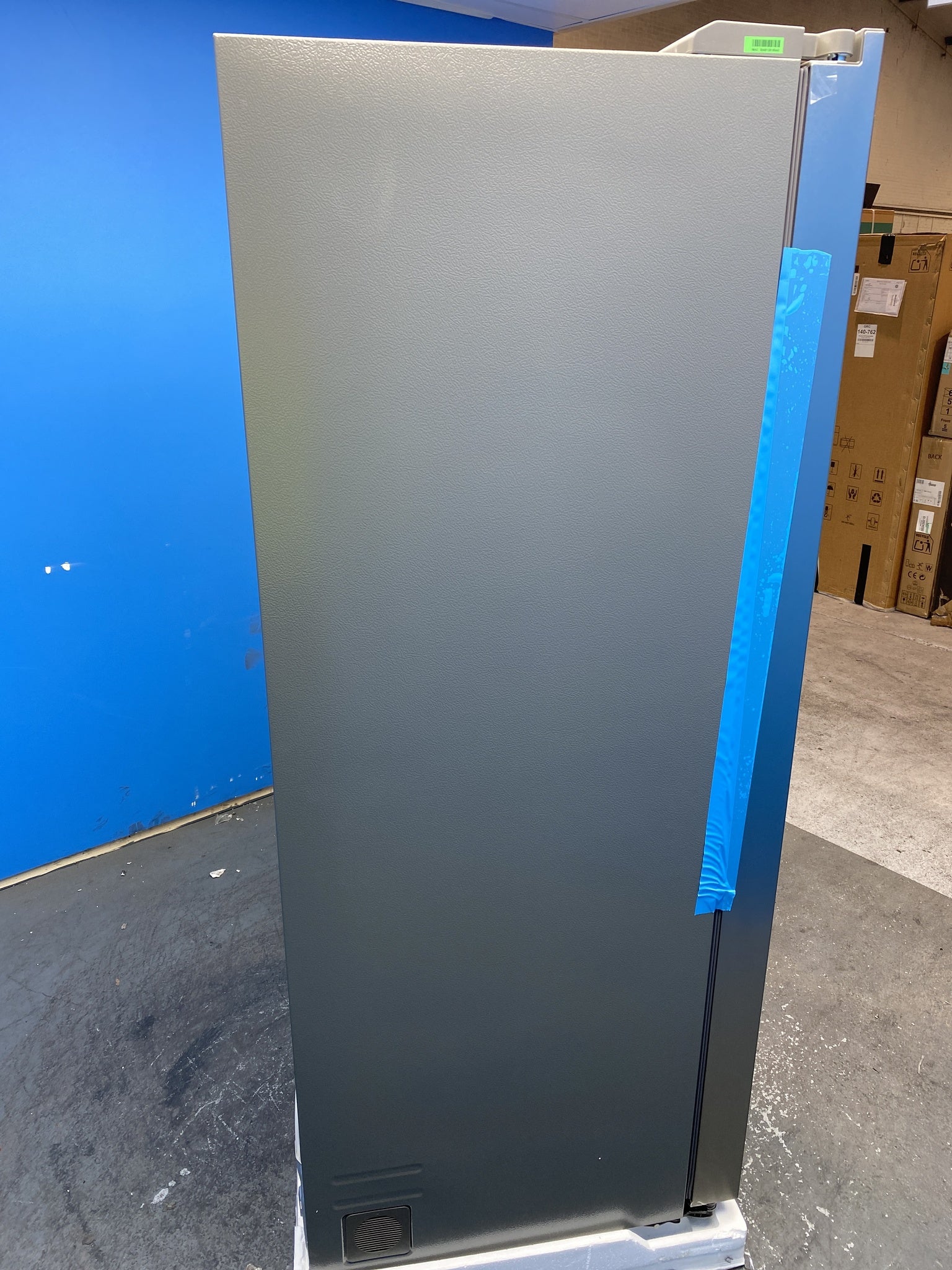 Haier Series 7 HSW79F18CIMM Plumbed American Fridge Freezer