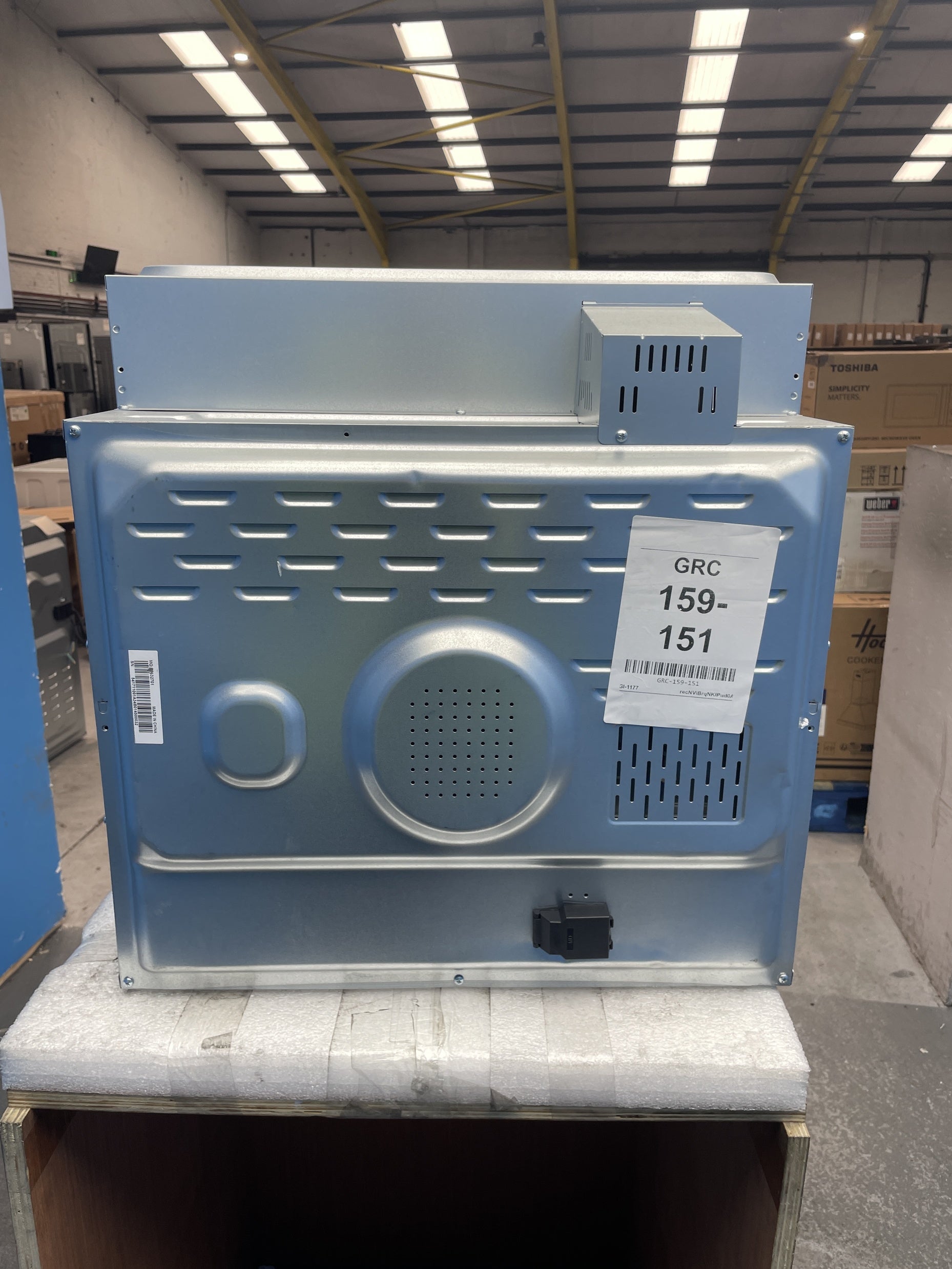 #GRC-159-151 - Midea MBO65M90M1-X 70L Built-In Single Fan Oven