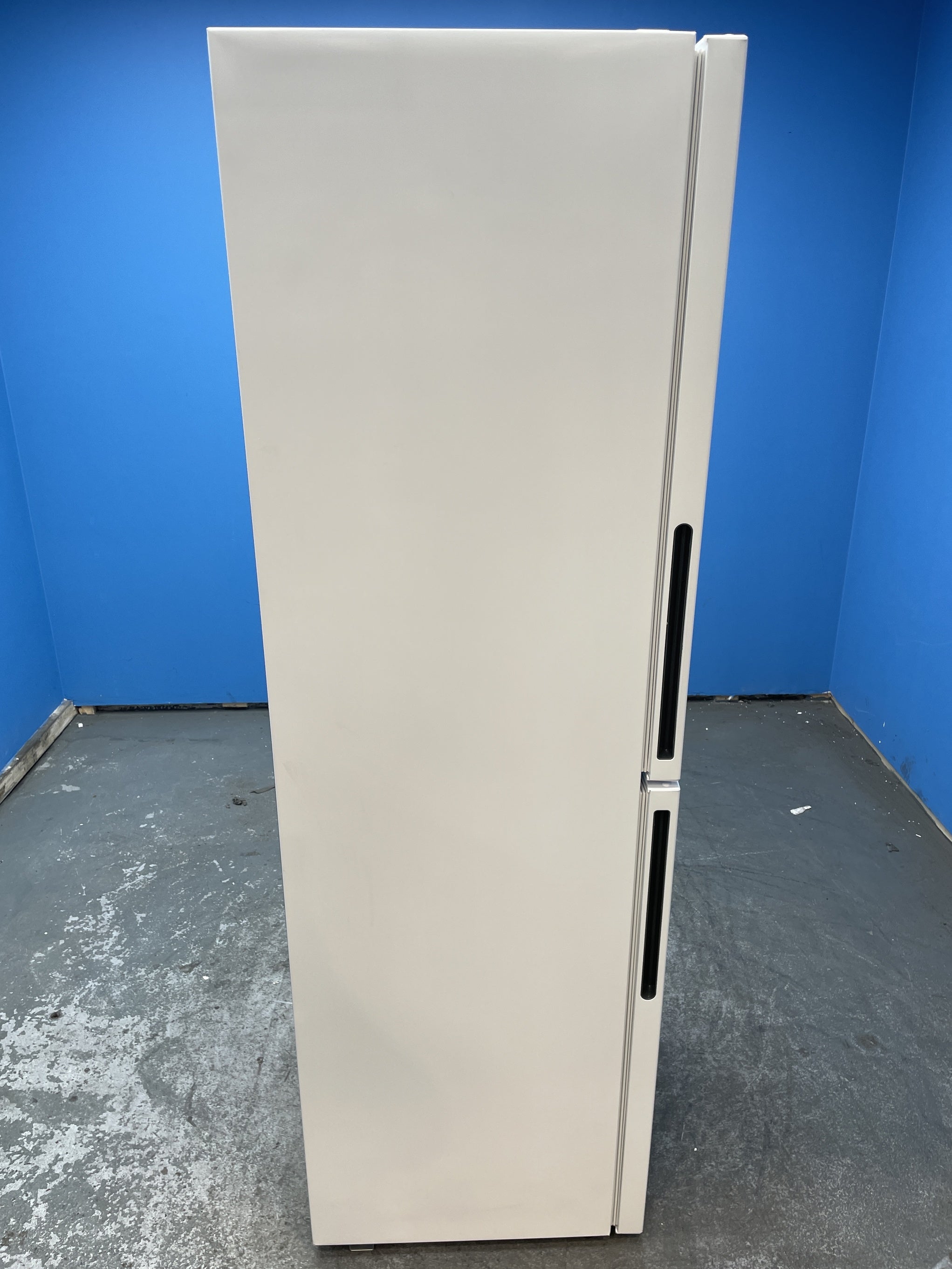 #GRC-155-573 - Candy CCT3L157EWK 252 Litre 50/50 Combi Fridge Freezer