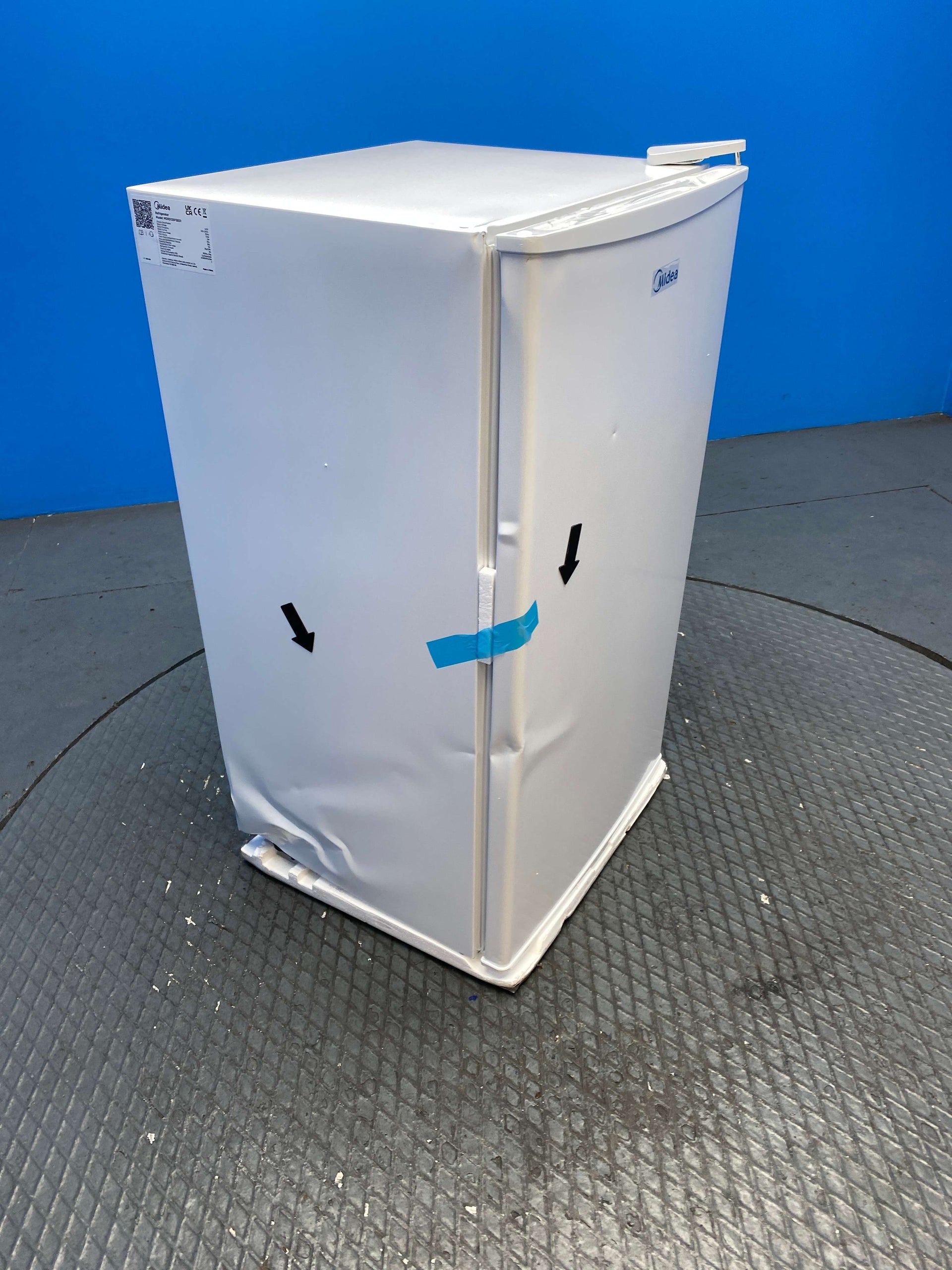 Midea MDRD125FGE01 80L Under Counter Mini Fridge