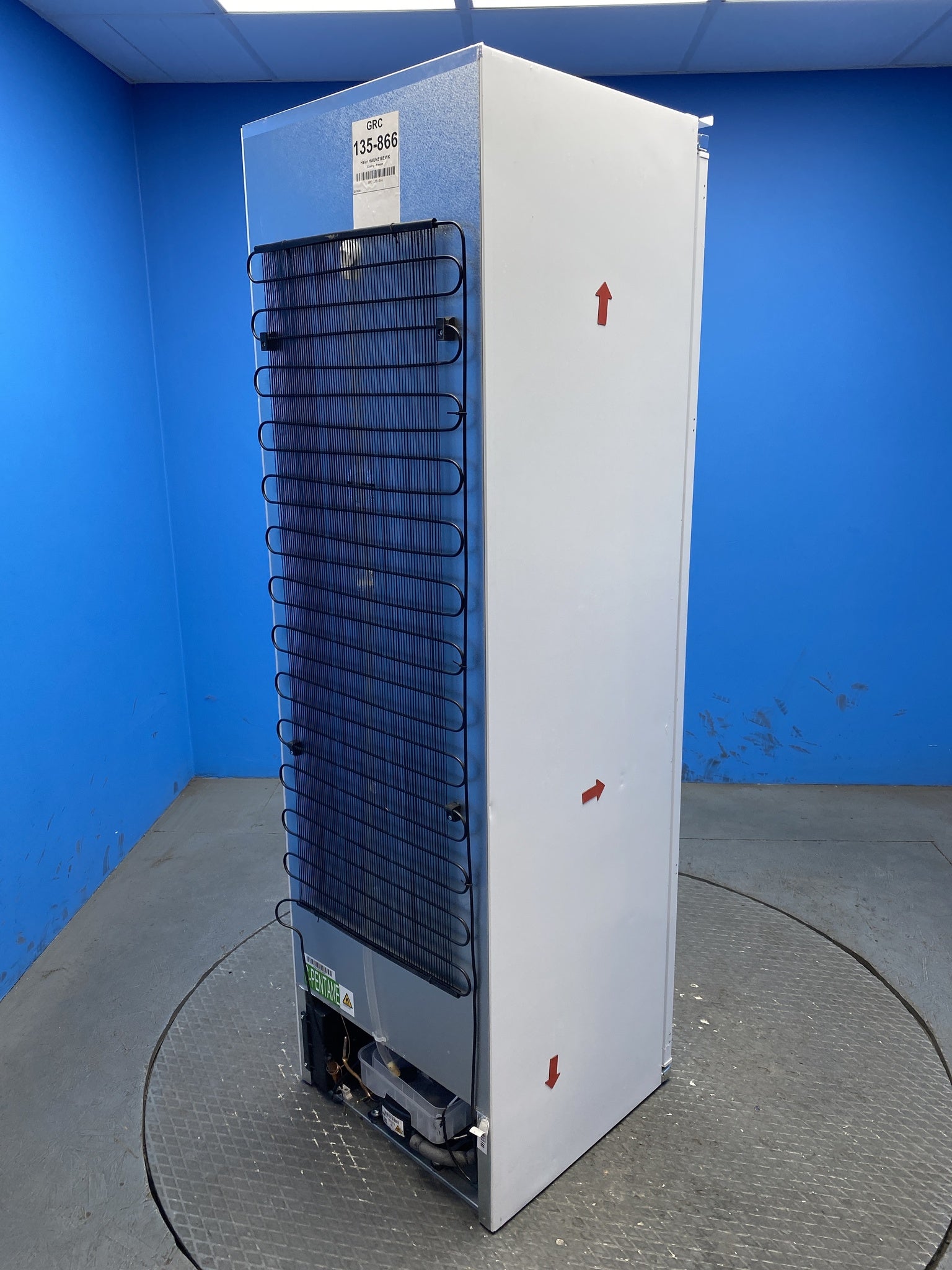 Haier HAUN518EWK 200L Integrated Total No Frost Freezer
