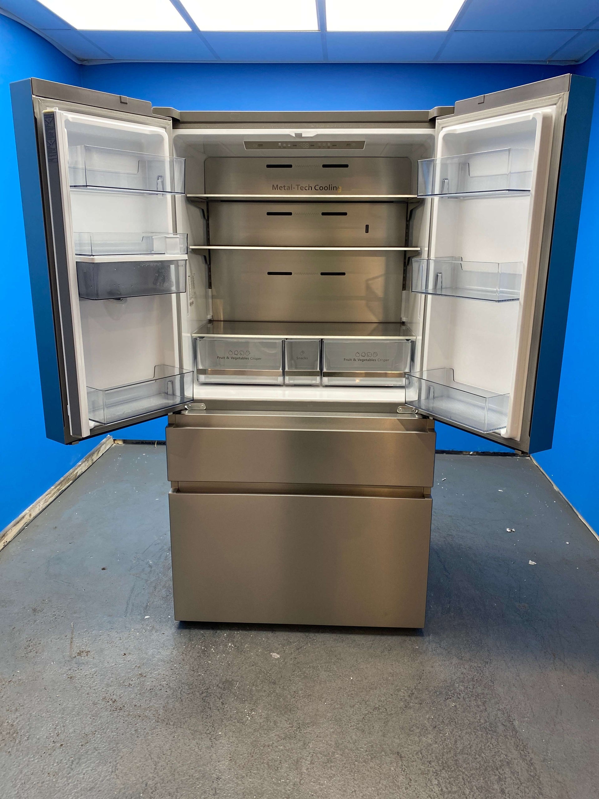 Hisense RF749N4SWSE 579L No Frost French Door Fridge Freezer