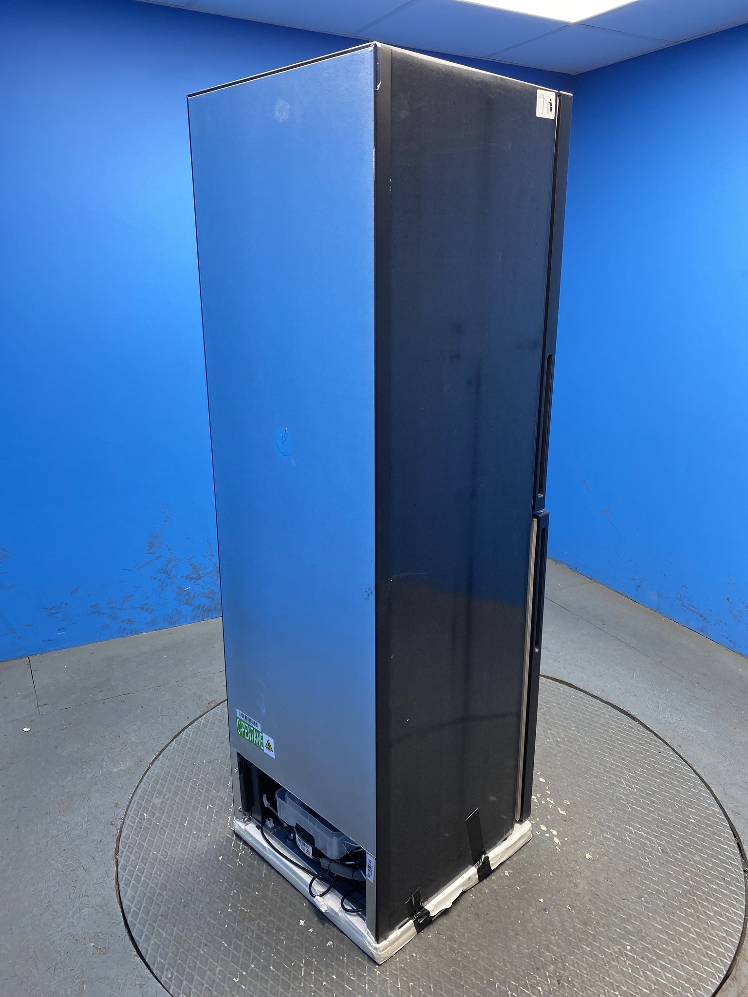 Candy CCT3L517EBK 252 Litre Combi Fridge Freezer