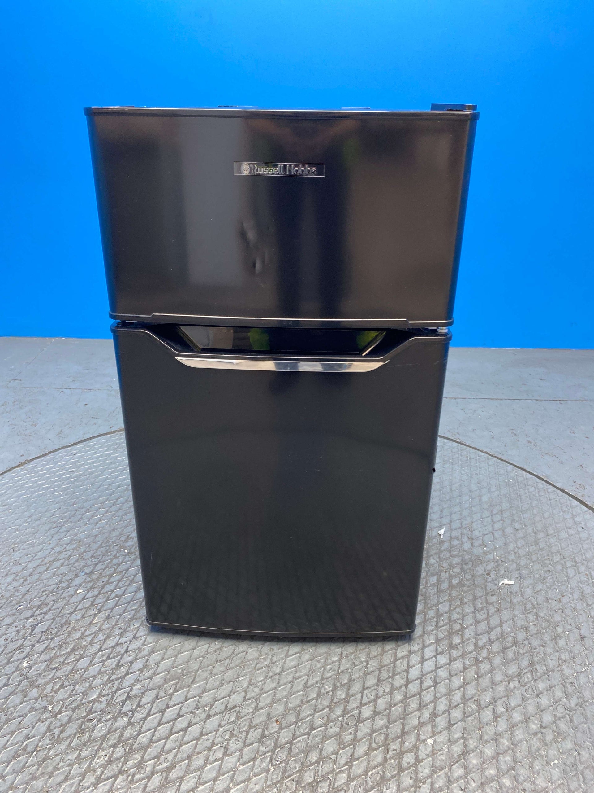 Russell Hobbs RH85UCFF482E1B Under-counter Fridge Freezer