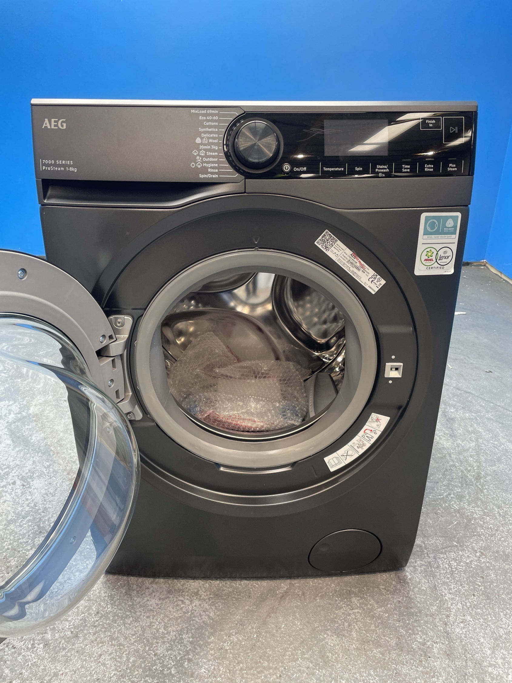 #GRC-156-023 - AEG 7000 ProSteam LFSR7484U4B 8kg 1400rpm Washing Machine