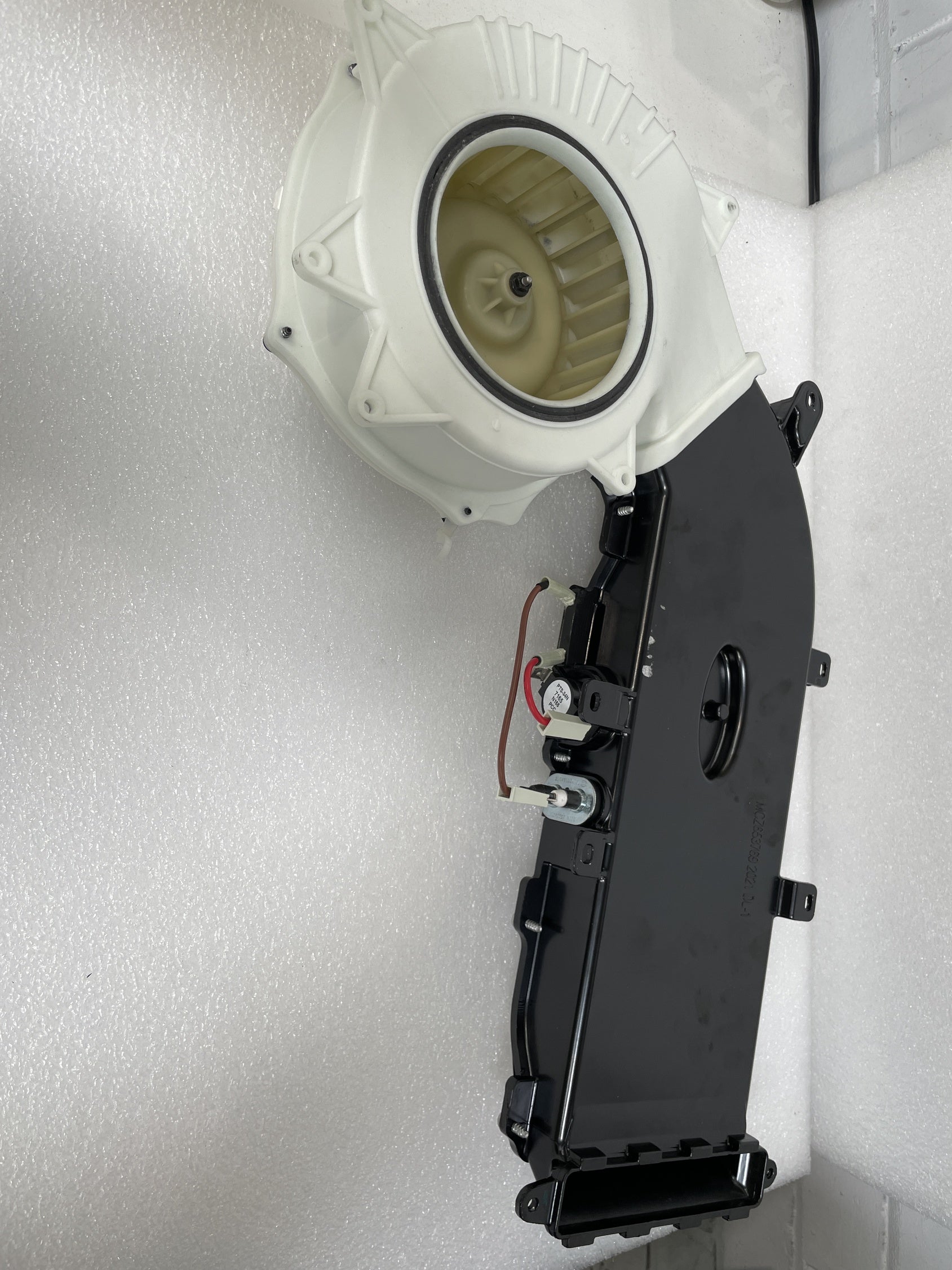 #GRC-155-057 - LG FWY937BCTA1 Tumble Dryer Chamber