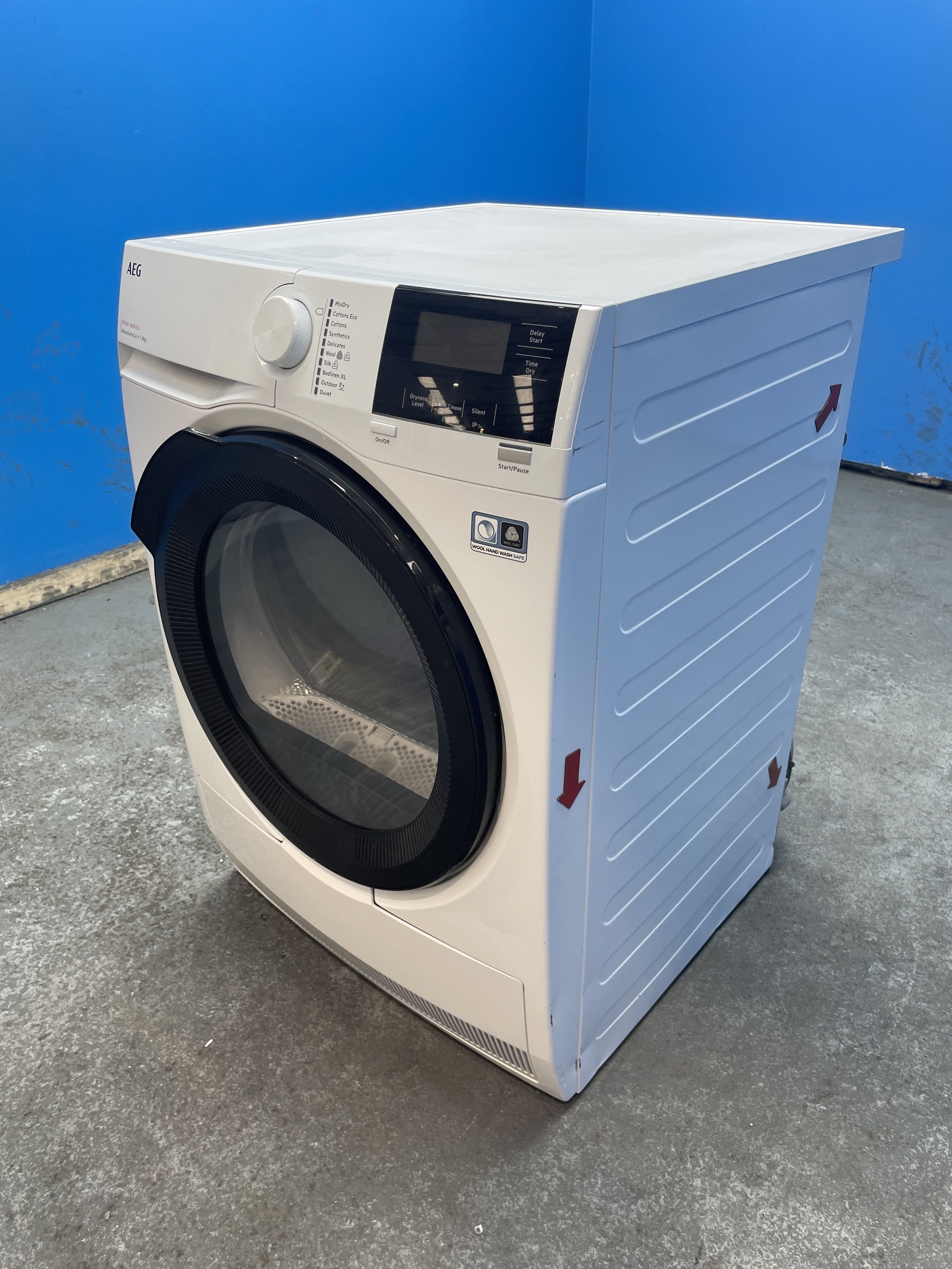 #GRC-154-056 - AEG 8000 Series TR818P4B 8kg Heat Pump AbsoluteCare Tumble Dryer