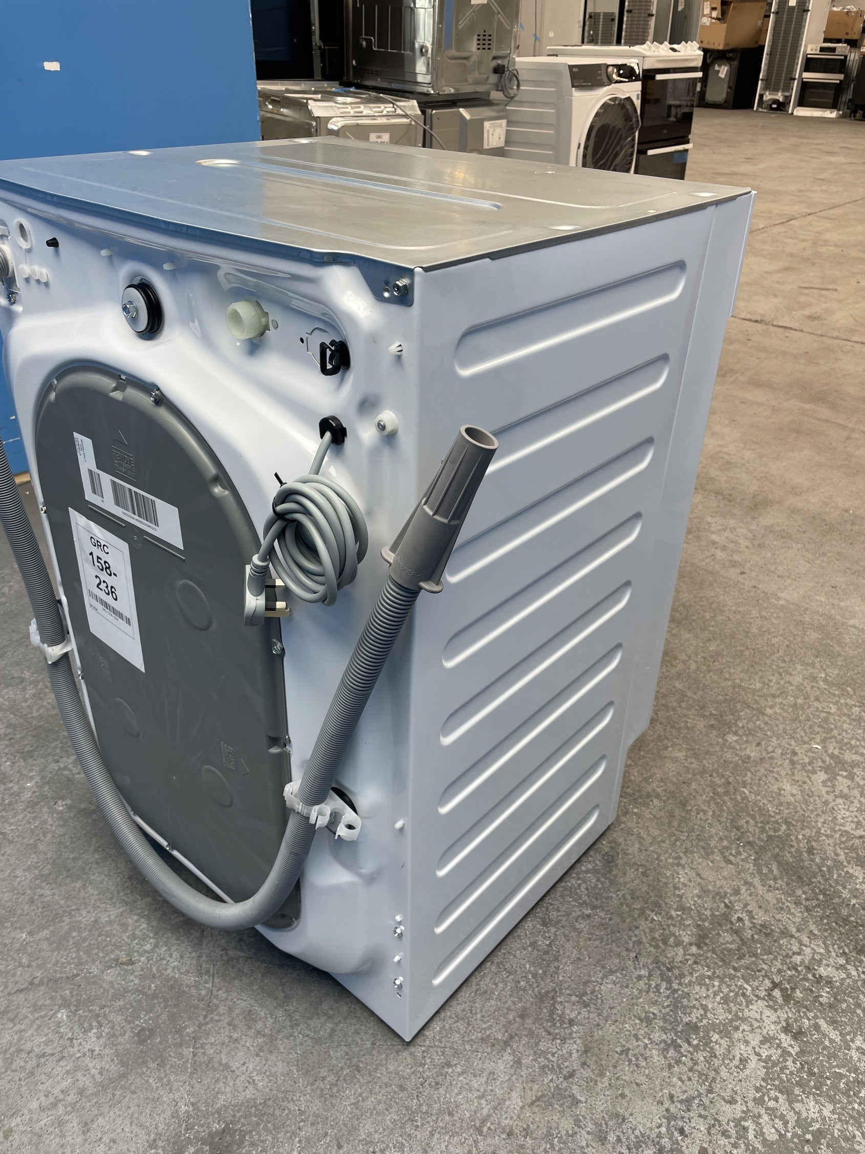 #GRC-158-236 - AEG L7WE74634BI 7000 Integrated 7/4kg 1600rpm ProSteam Washer Dryer