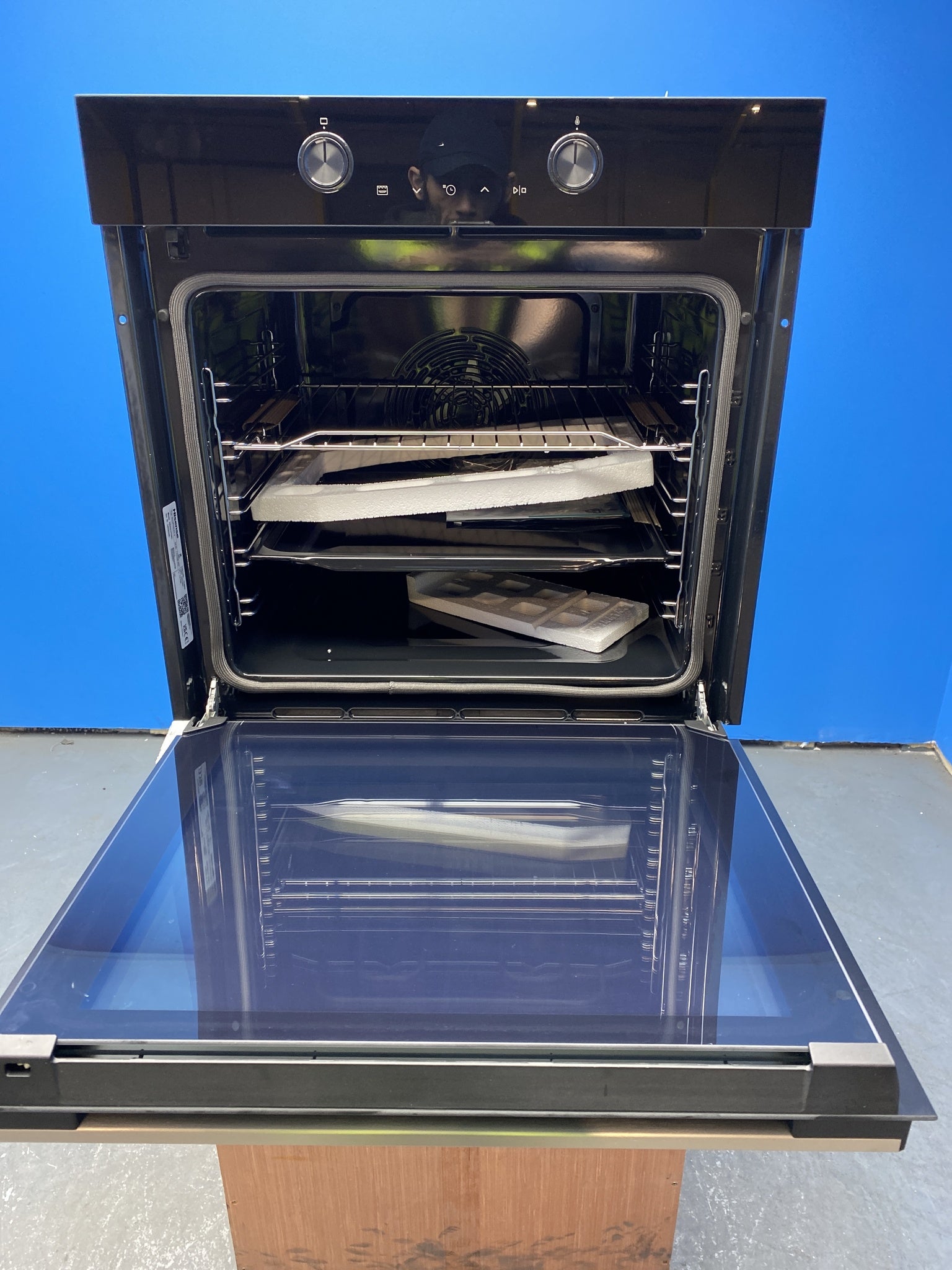 Hisense Hi4 BlackLine BI64221PDBG Built-in Single Pyrolytic Oven