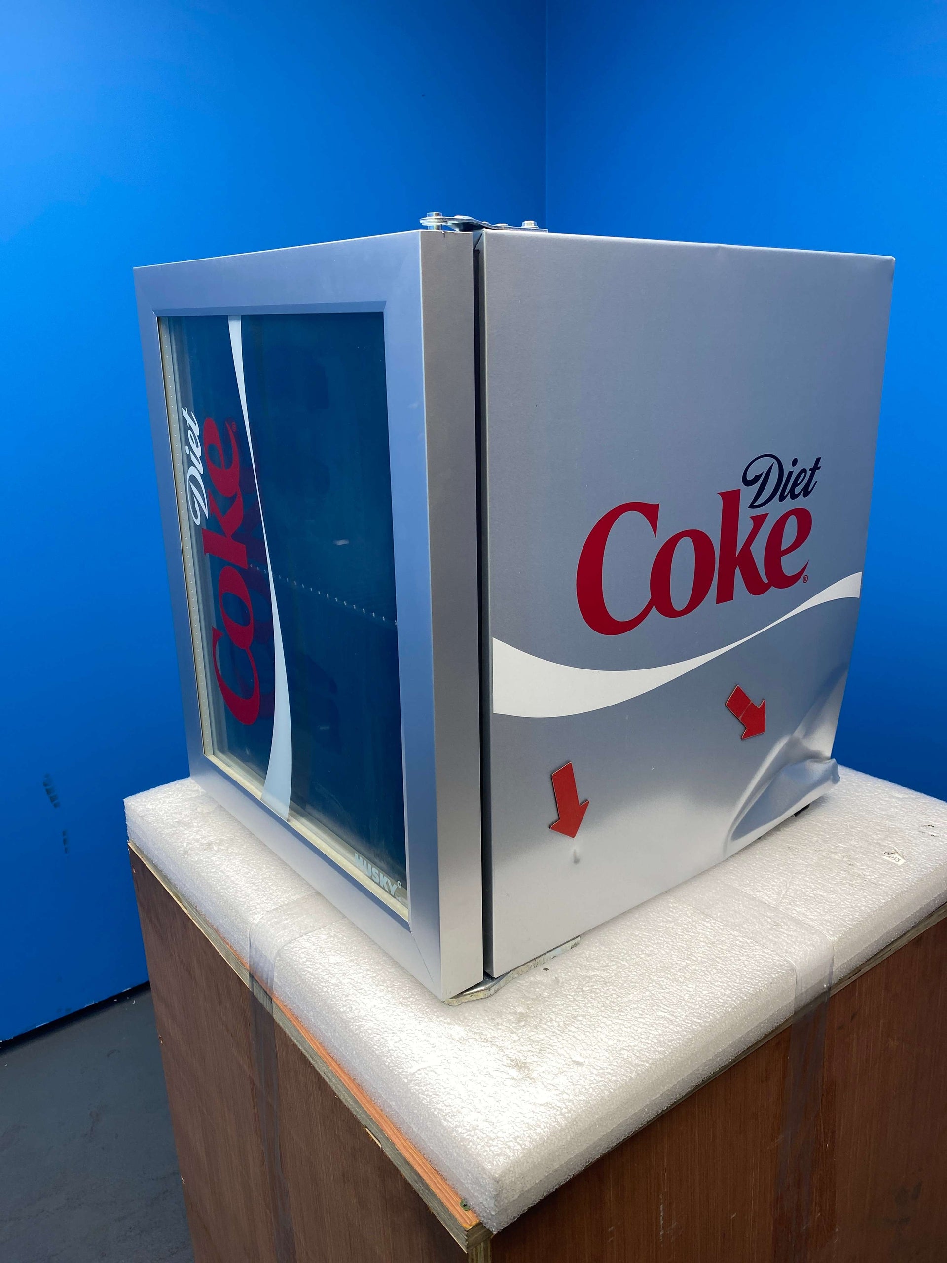 Husky HU0209 Diet Coke Drinks Cooler