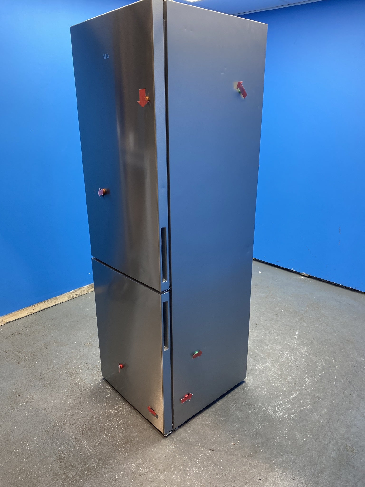 AEG RCB632E2MX 6000 Series TwinTech fridge freezer