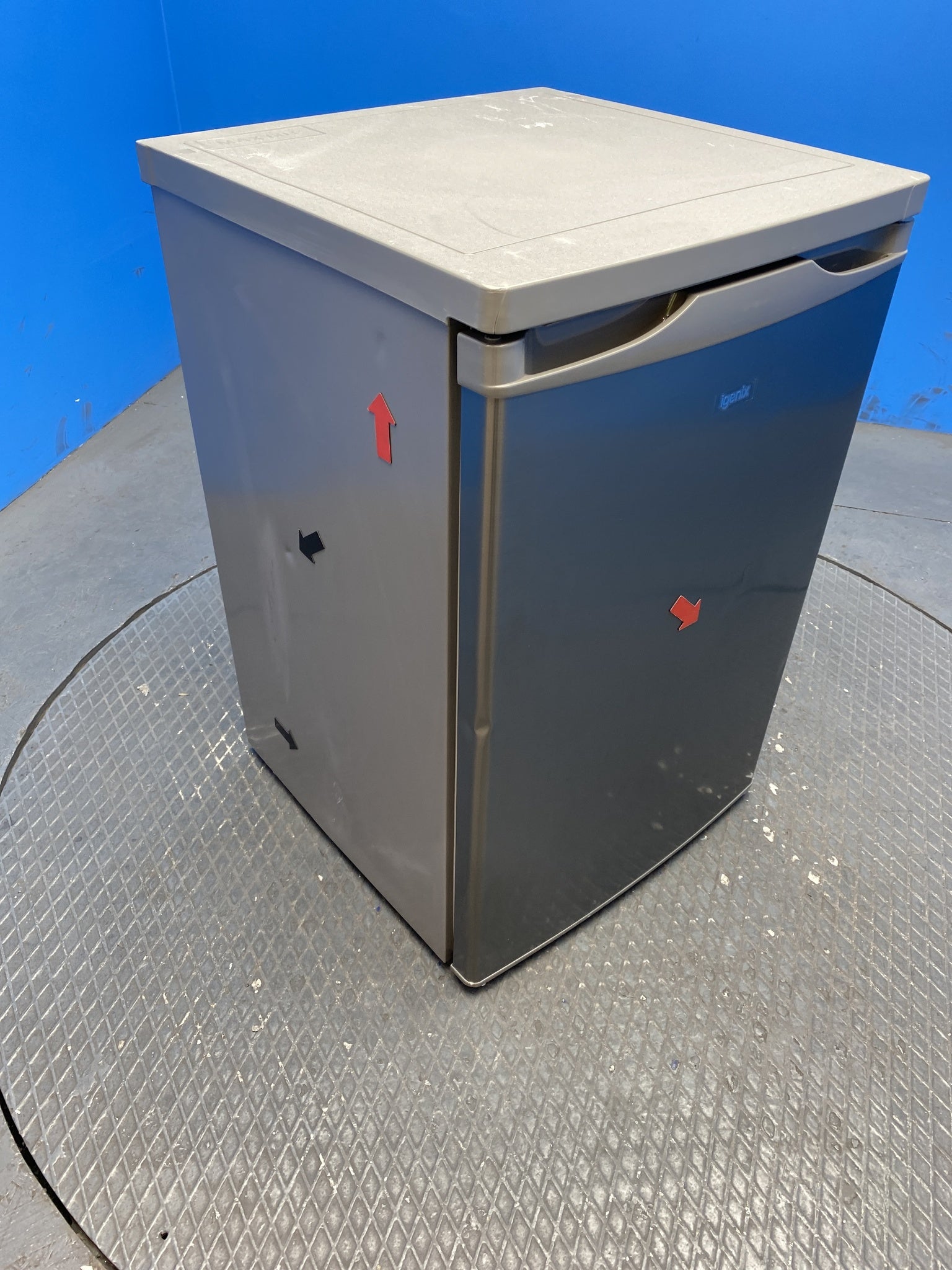 Igenix IG155X 109 Litre Under Counter Fridge with Ice Box