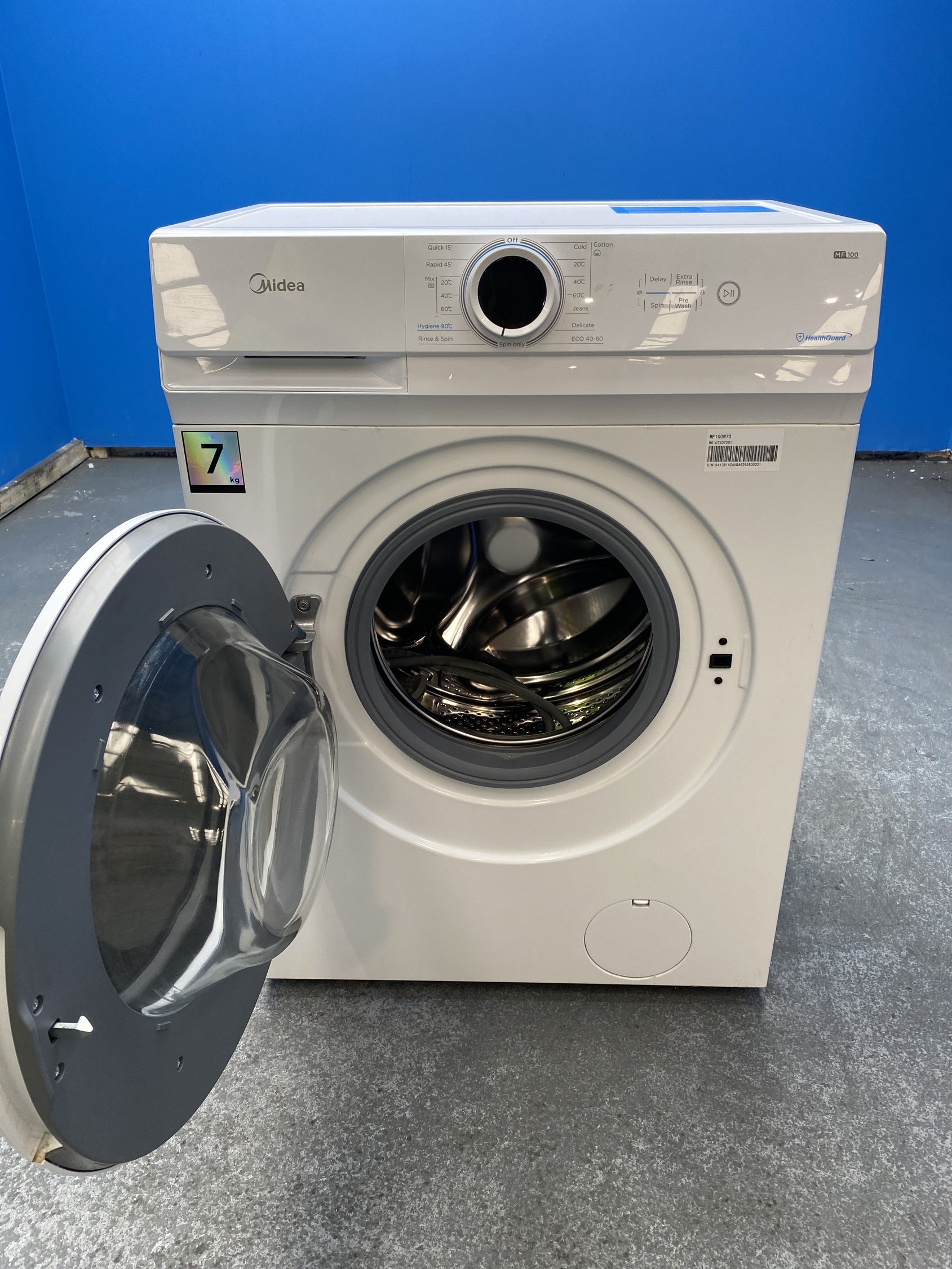 #GRC-156-776 - Midea MF100W70 7kg 1200 Spin Washing Machine