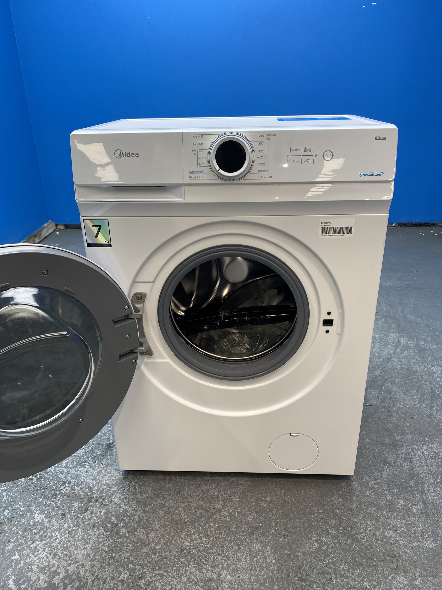 #GRC-156-782 - Midea MF100W70 7kg 1200 Spin Washing Machine