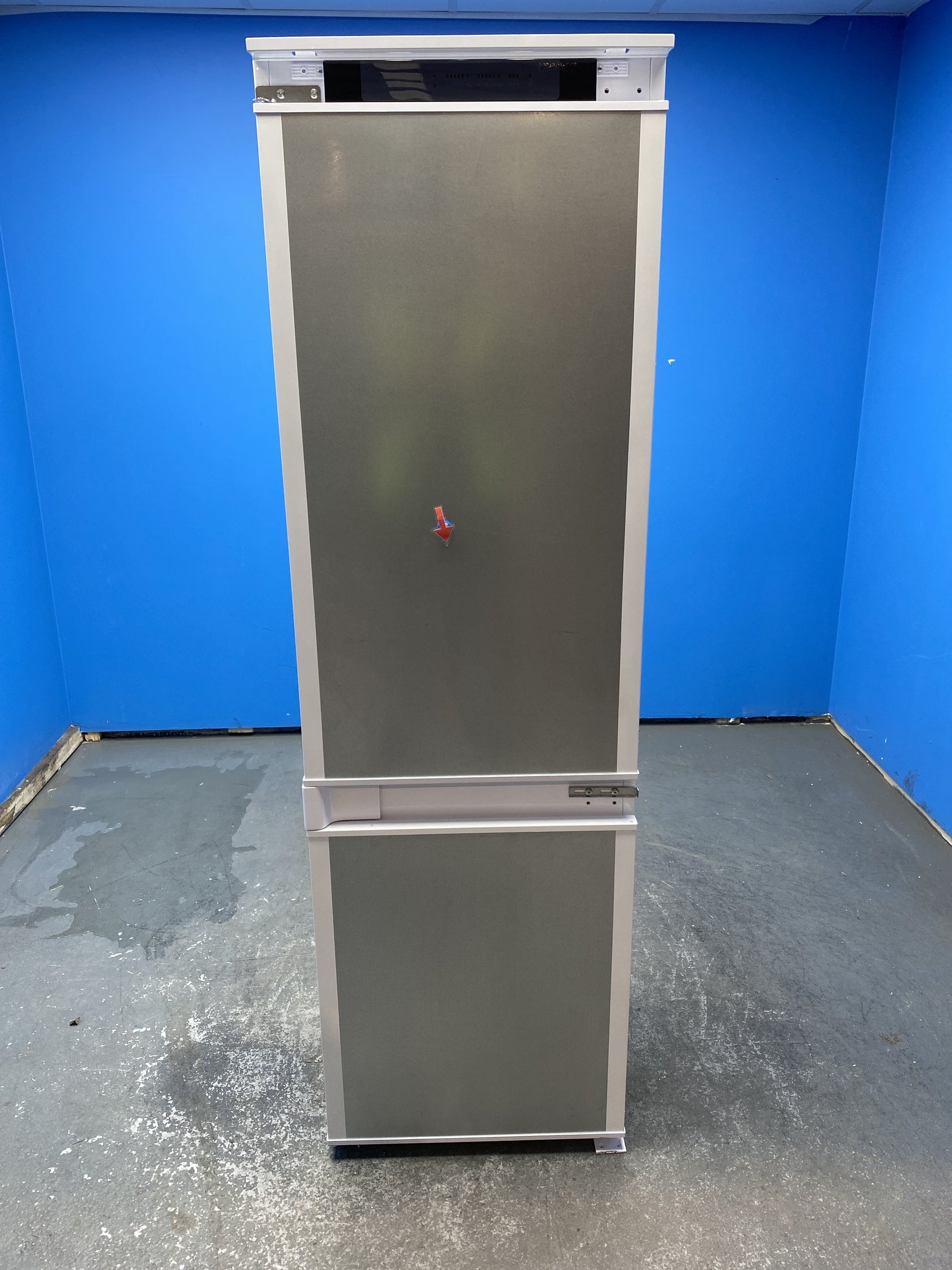 Haier HBW5518EK Integrated 248 Litre Combi Fridge Freezer