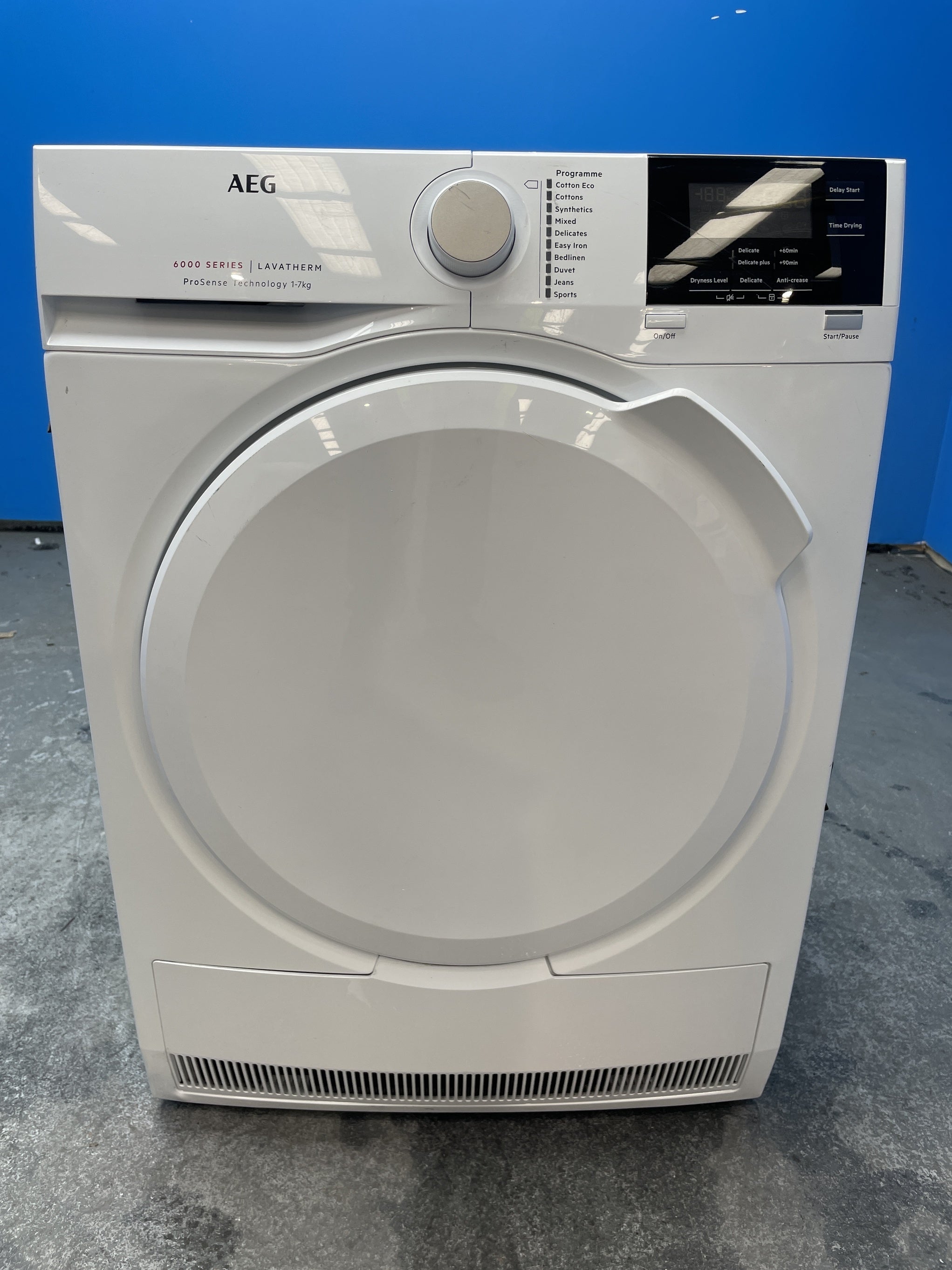 #GRC-158-260 - AEG 6000 Series T6DBG720N 7kg Condenser Tumble Dryer with Sensor Drying