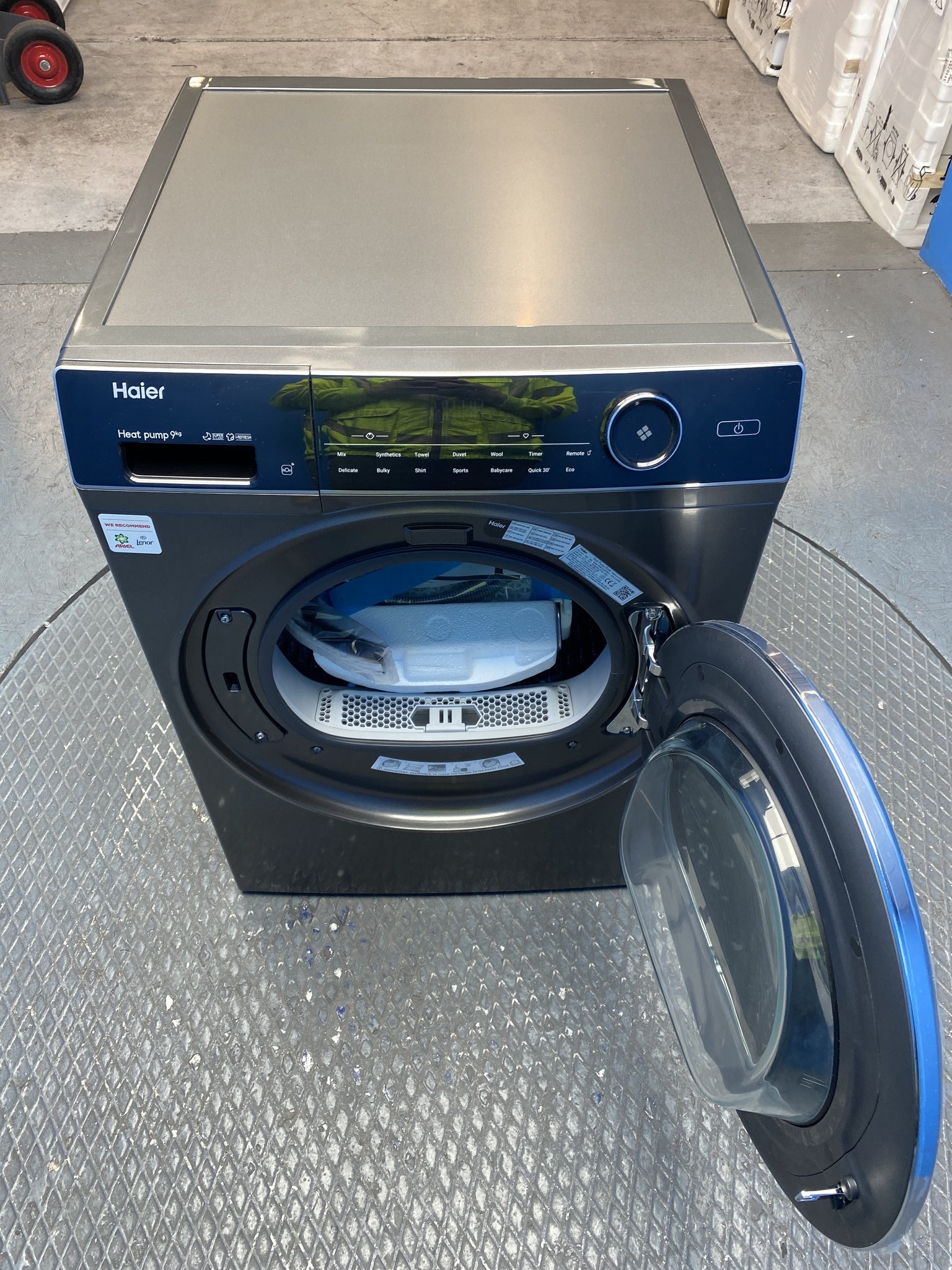 Haier HD90-A3Q979SU1 9kg Heat Pump Tumble Dryer