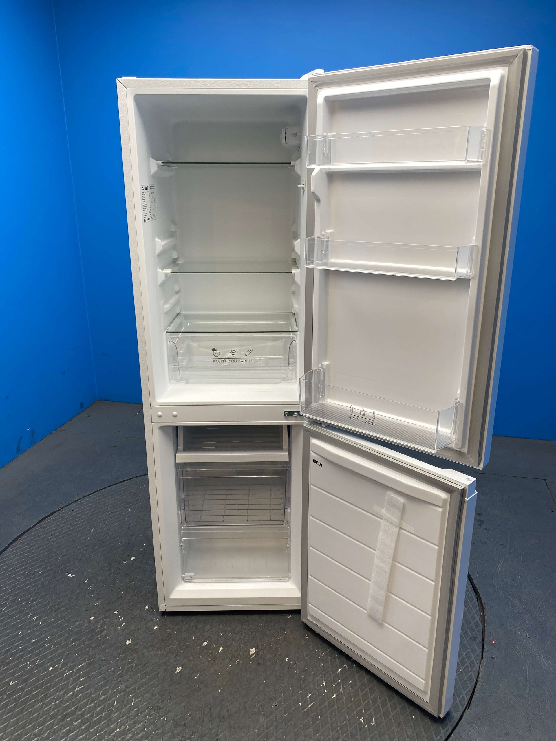 Comfee RCB169WH2 174 Litre Combi Low Frost Fridge Freezer