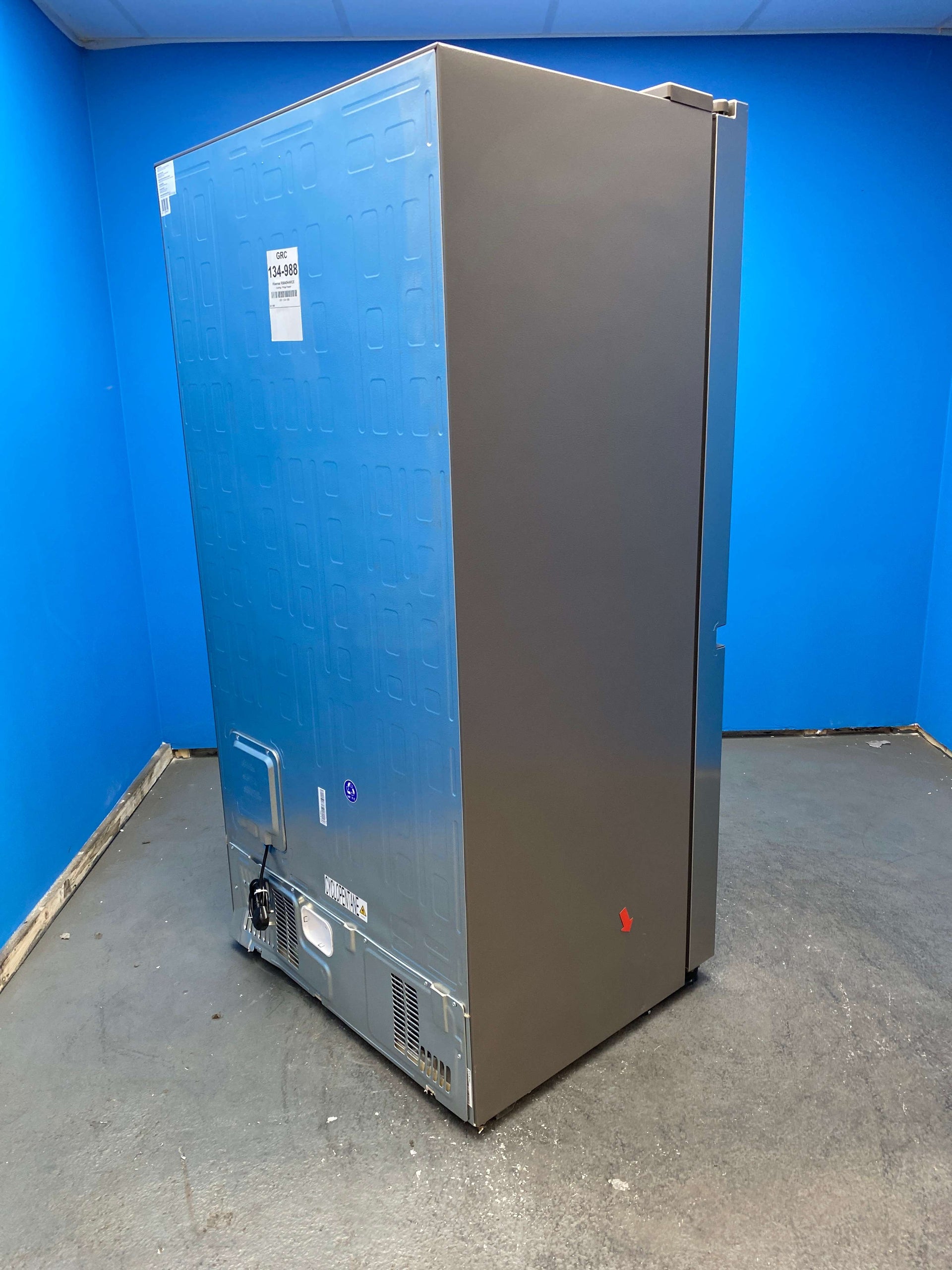 Hisense RS840N4WCE American Style 649 Litre Fridge Freezer