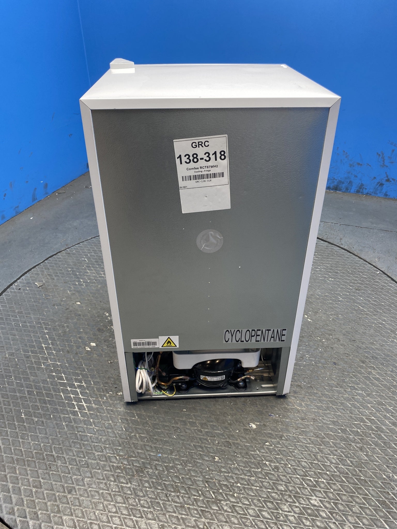 COMFEE’ RCT87WH2(E) 87L Under Counter Fridge Freezer