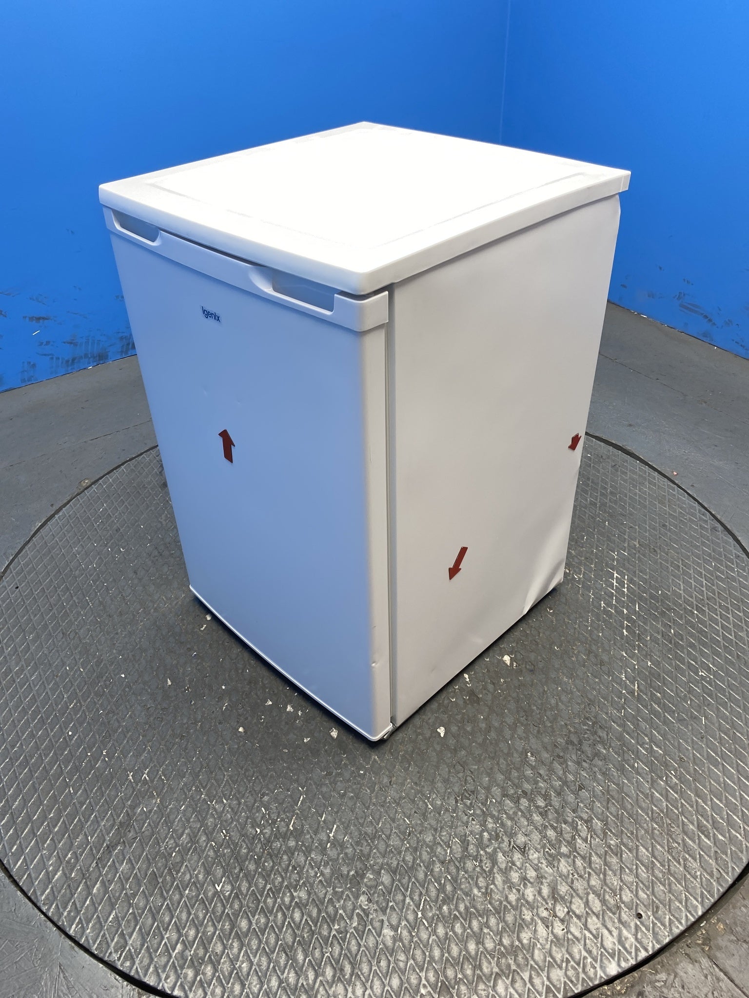Igenix IG255W 136 Litre Under Counter Fridge