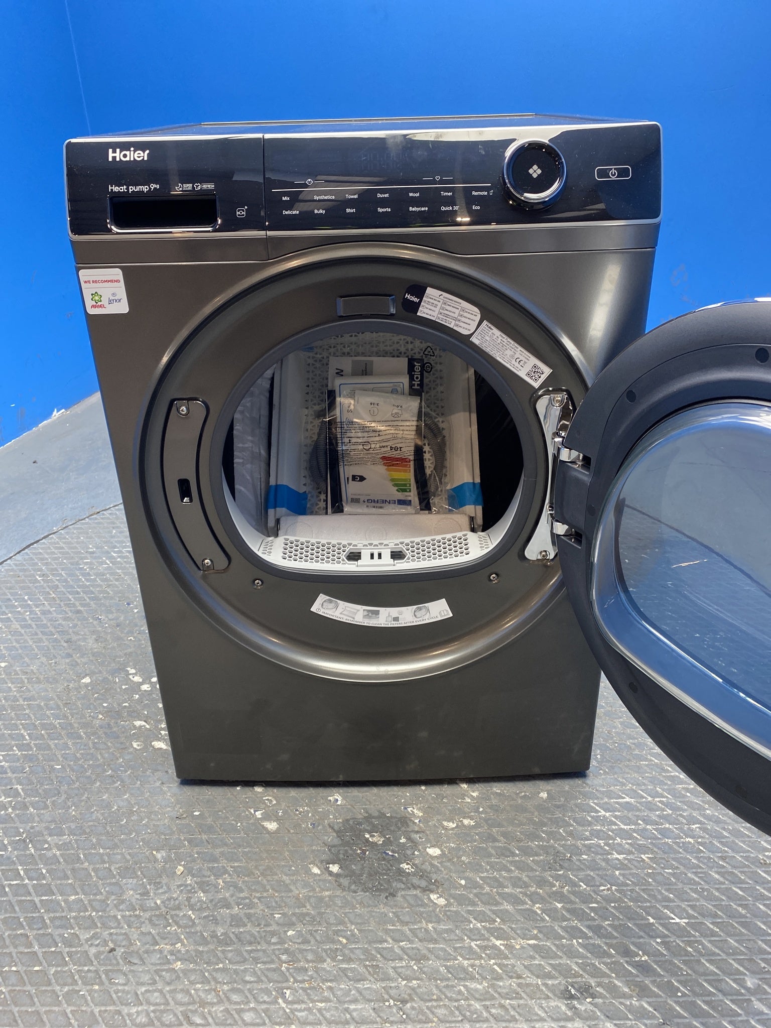 Haier HD90-A3Q979SU1 9kg Heat Pump Tumble Dryer