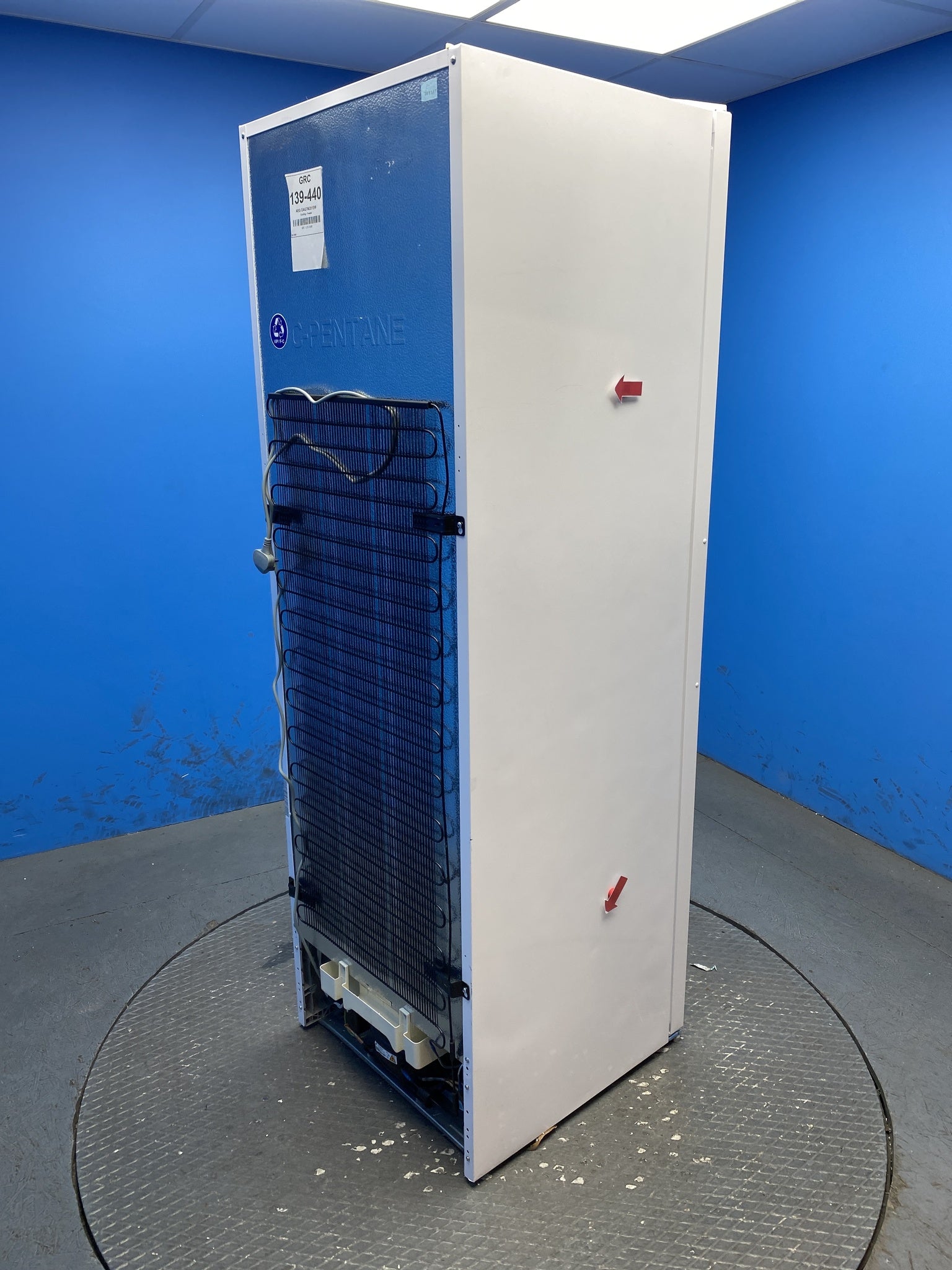 AEG 7000 Series OAG7M281EW 278L No Frost Tall Freezer