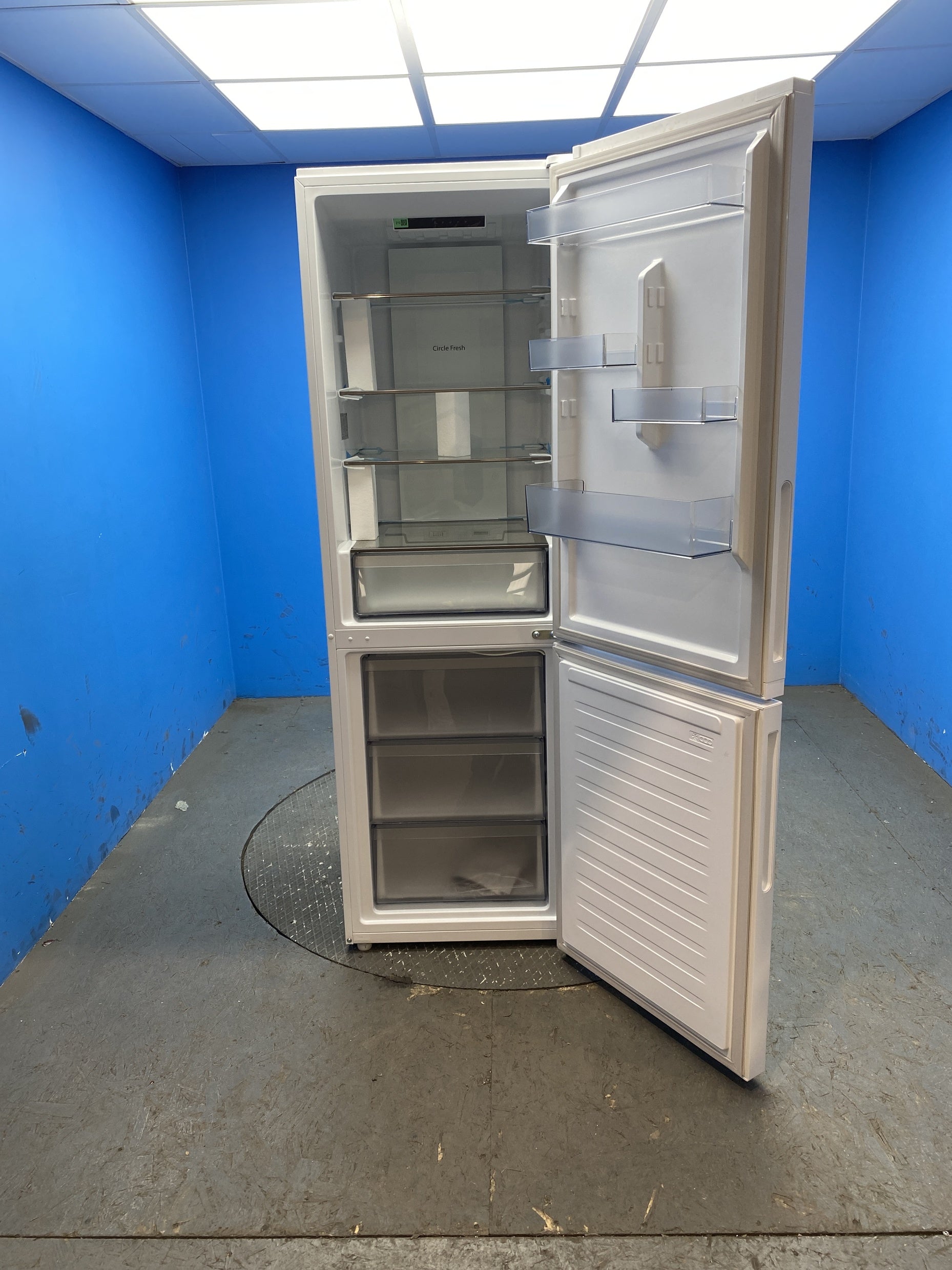 #GRC-156-971 - Hoover HONCQ2T618CWK Integrated Total No Frost Fridge Freezer