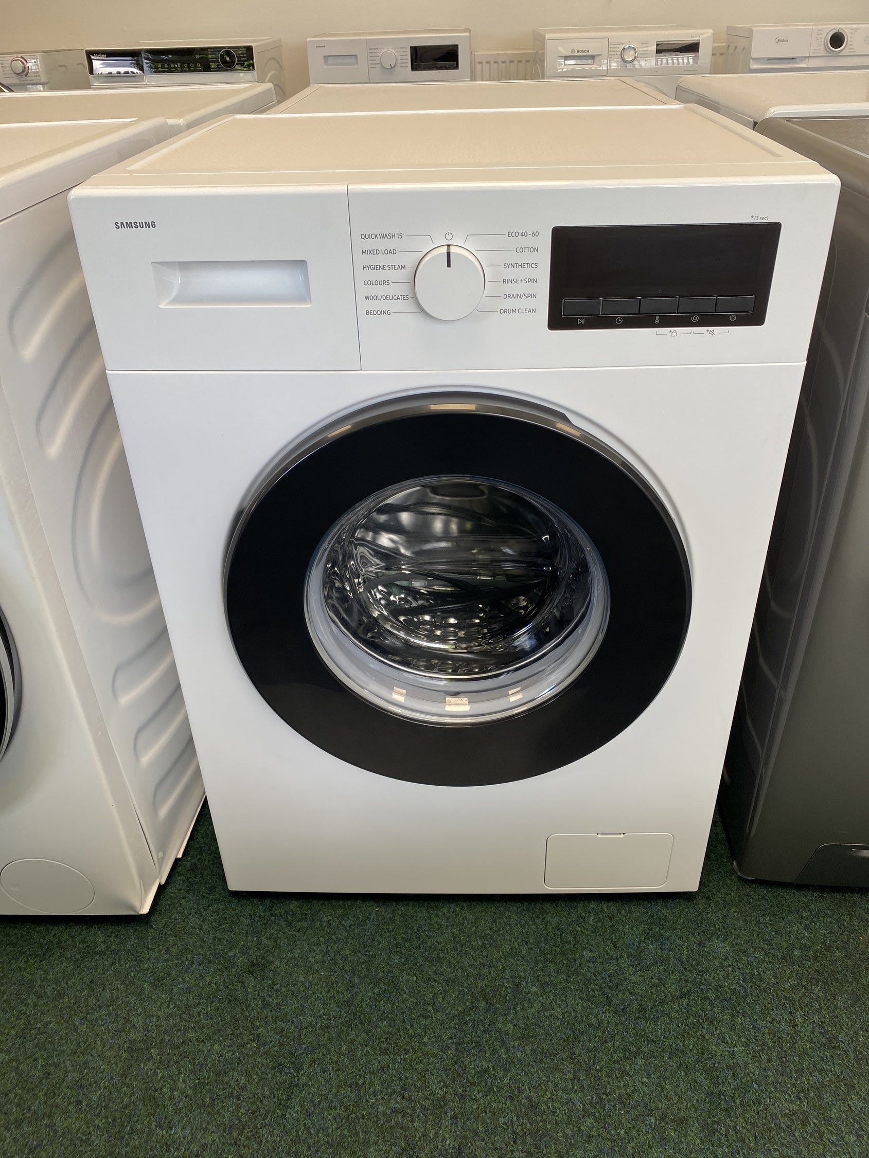 #GRC-145-374 - Samsung Series 4 WW90FG3M05AW 9kg 1400 Spin Washing Machine