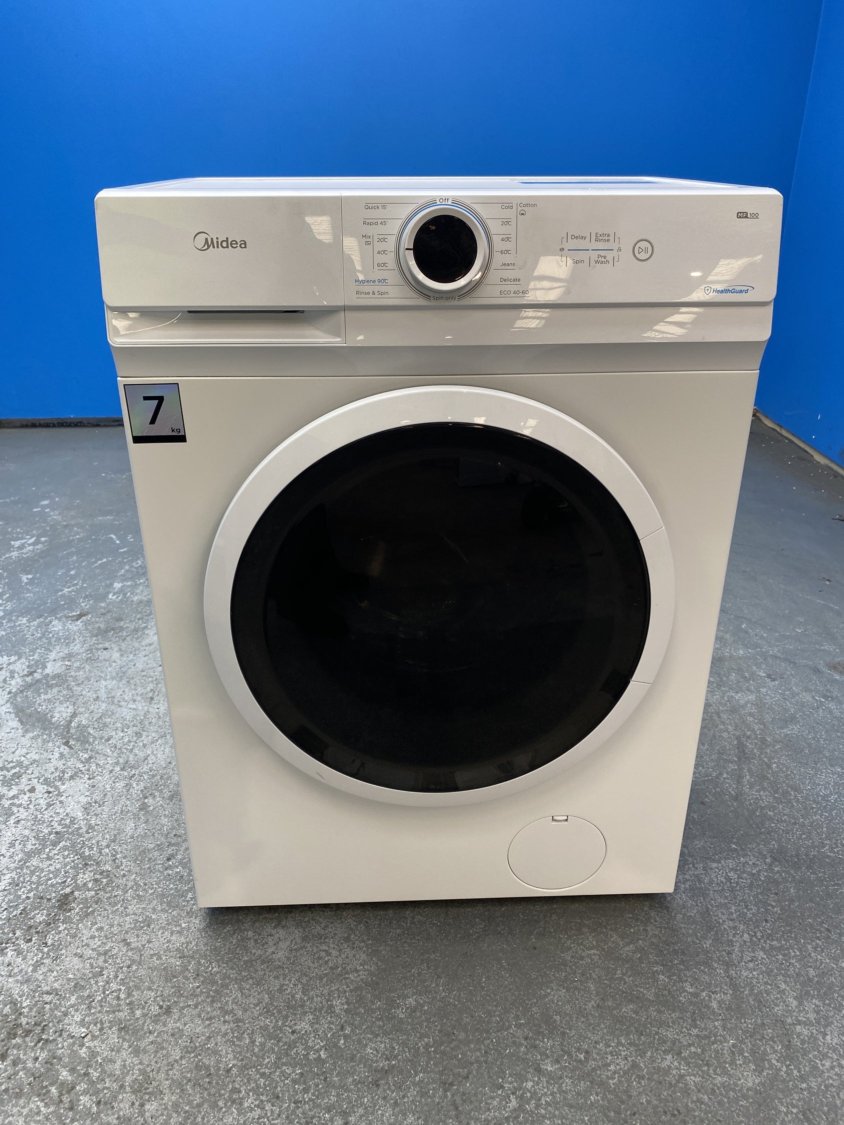 #GRC-156-775 - Midea MF100W70 7kg 1200 Spin Washing Machine