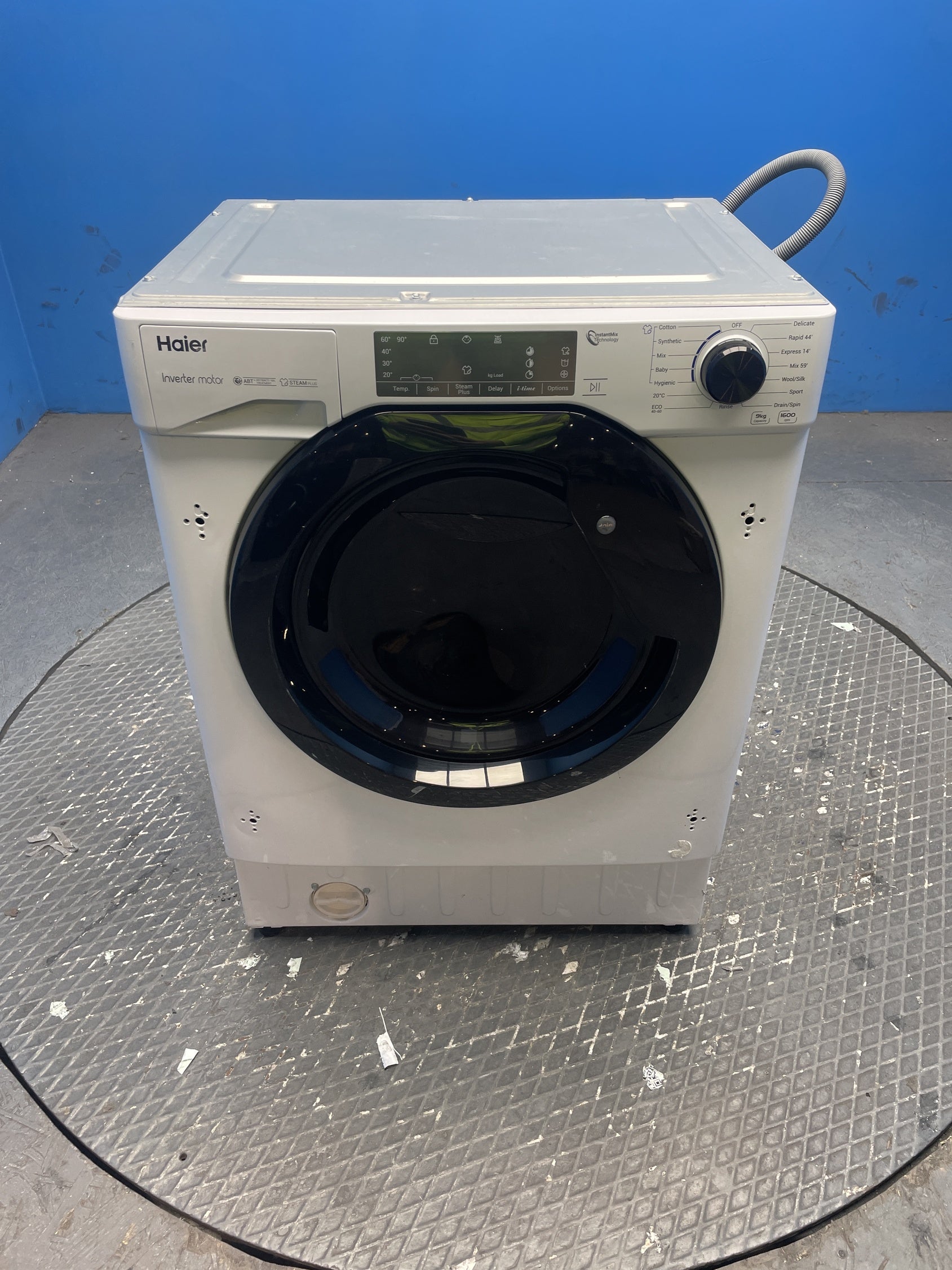 Haier HWQ90B416FWB Series 4 Integrated 9kg 1600 Spin Washing Machine