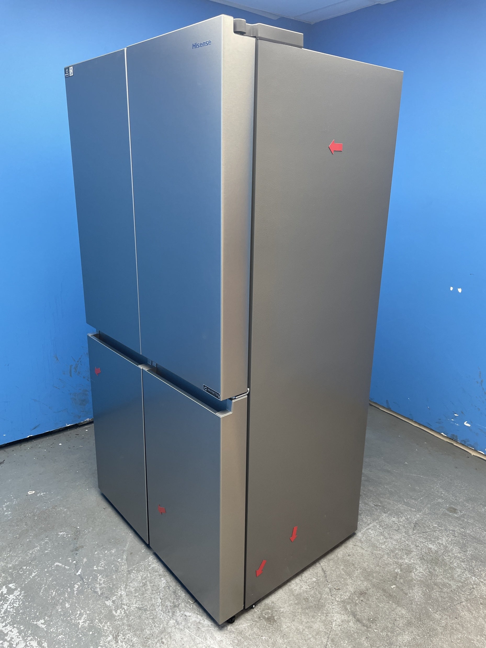 #GRC-157-801 - Hisense PureFlat RQ758N4SASE 609L American Style Fridge Freezer