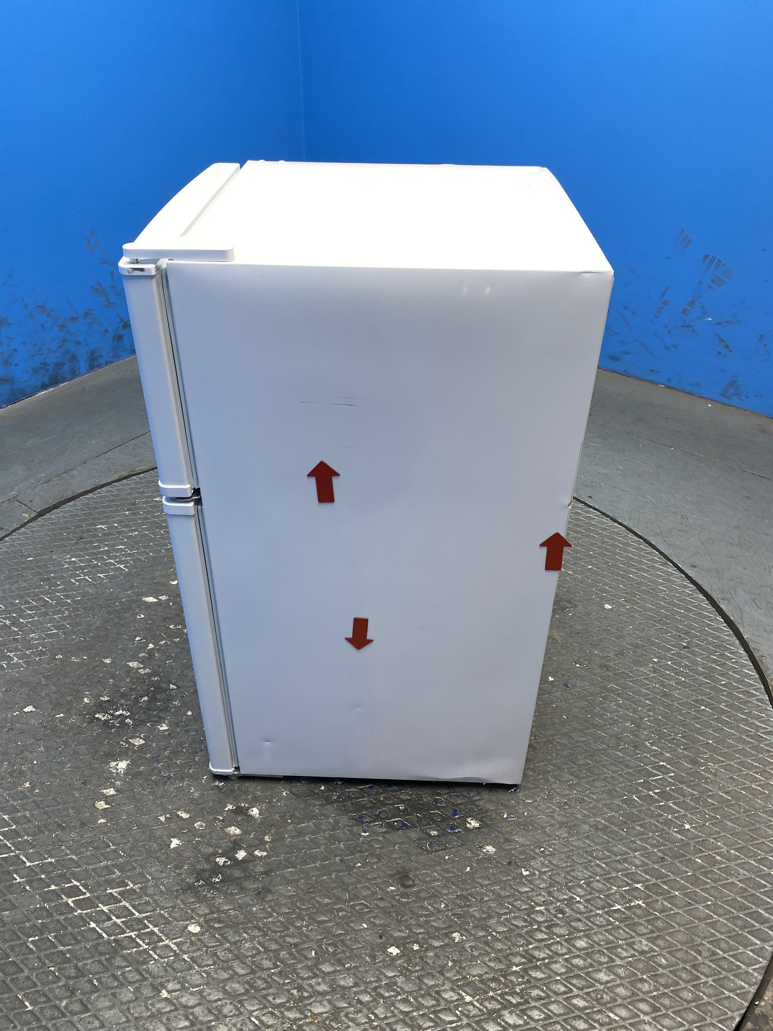 Igenix IG347FF 96 Litre Undercounter Fridge Freezer