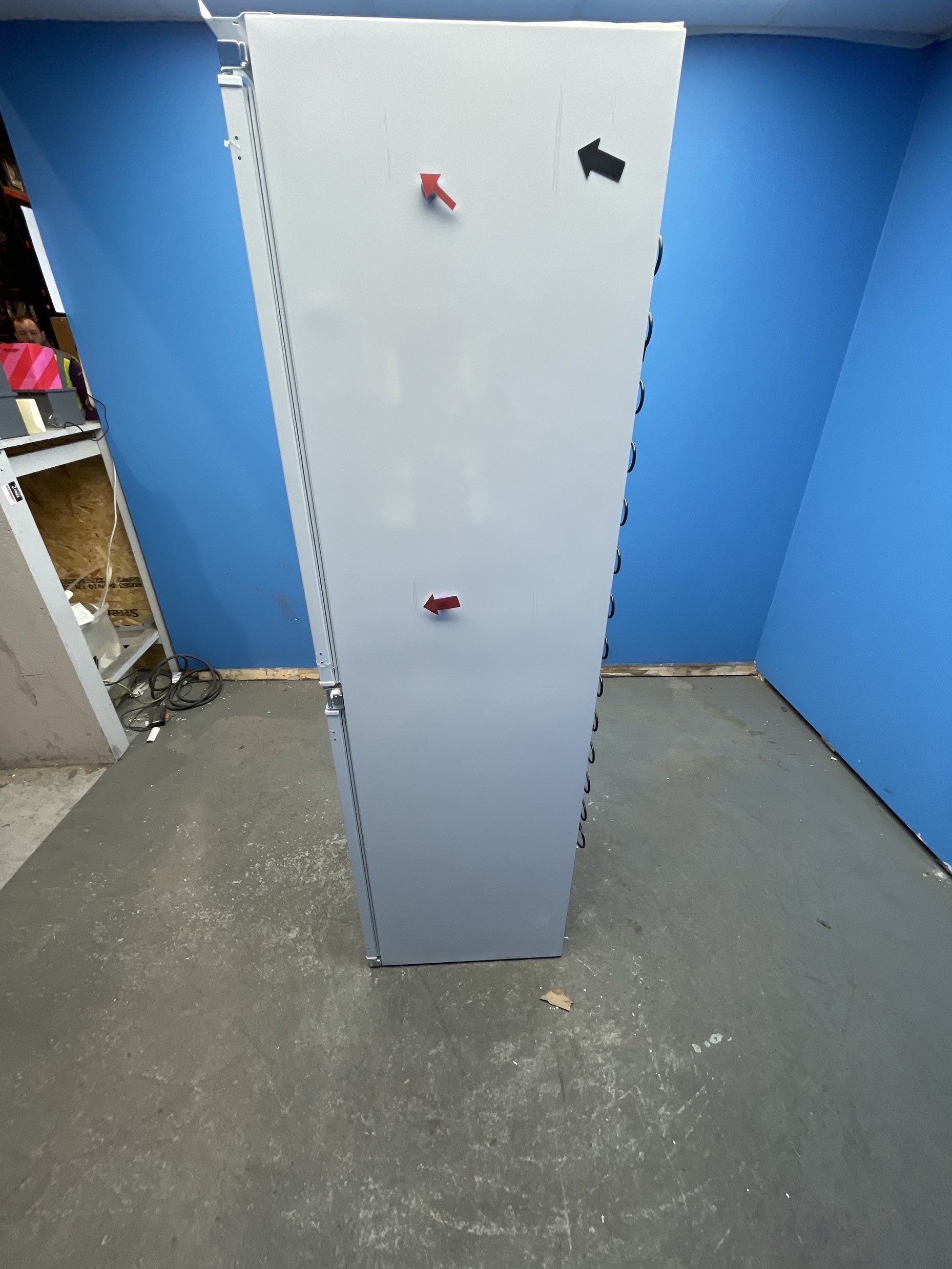 Hoover HOB50N518EVK Integrated 228 Litre Frost Free Fridge Freezer